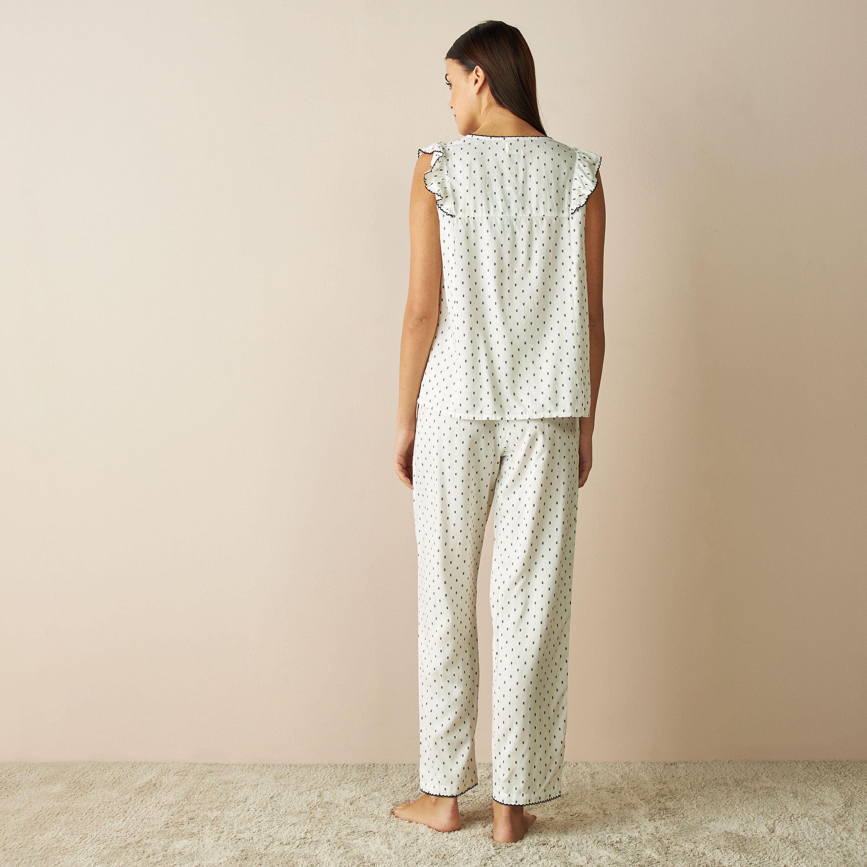 طقم بنطلون بيجاما وبلوزة دون أكمام وبكشكش-women-clothing-nightwear-pyjamas-longsets-image-3