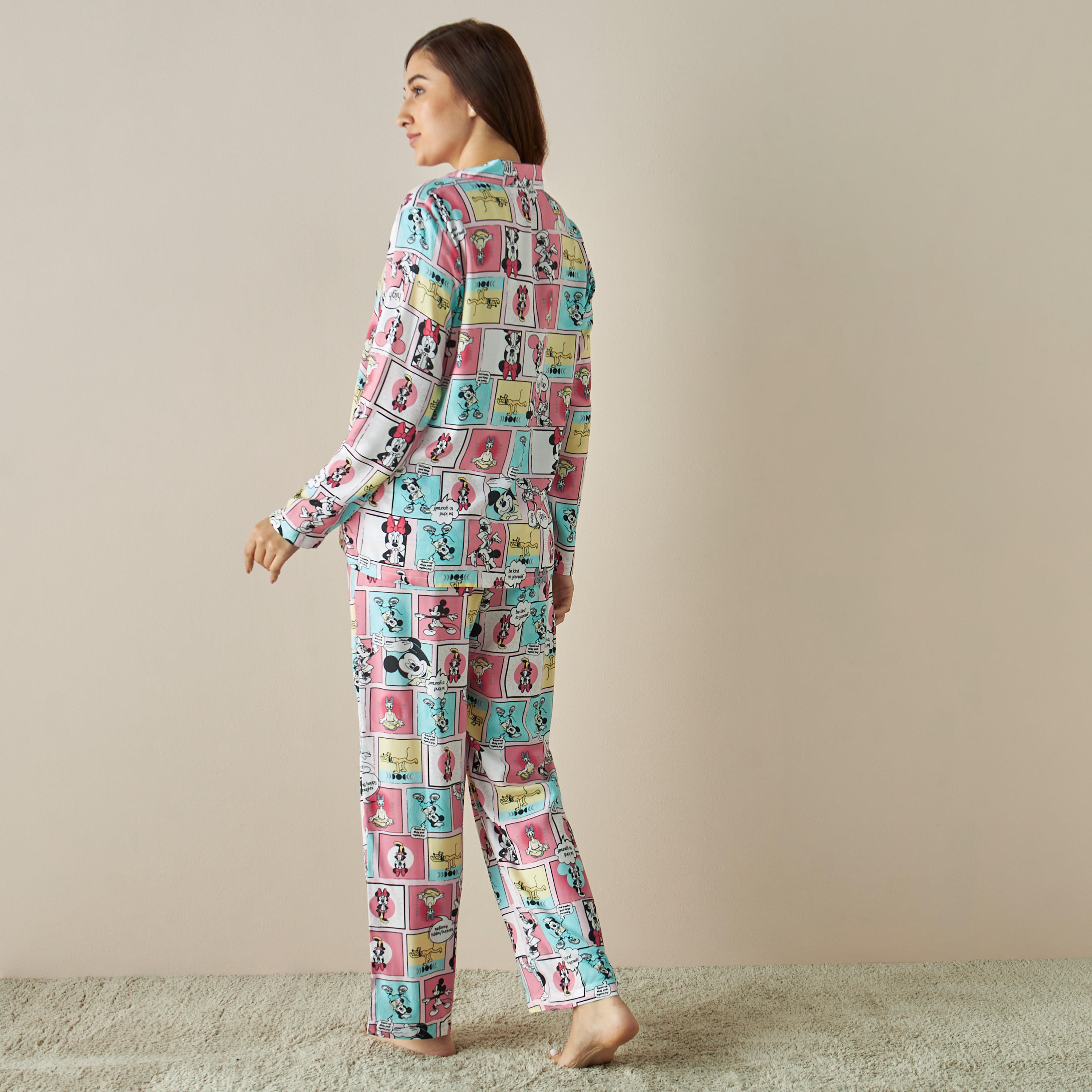 طقم بنطلون بيجاما وقميص بطبعات ميكي ماوس والأصدقاء-women-clothing-nightwear-pyjamas-longsets-image-2