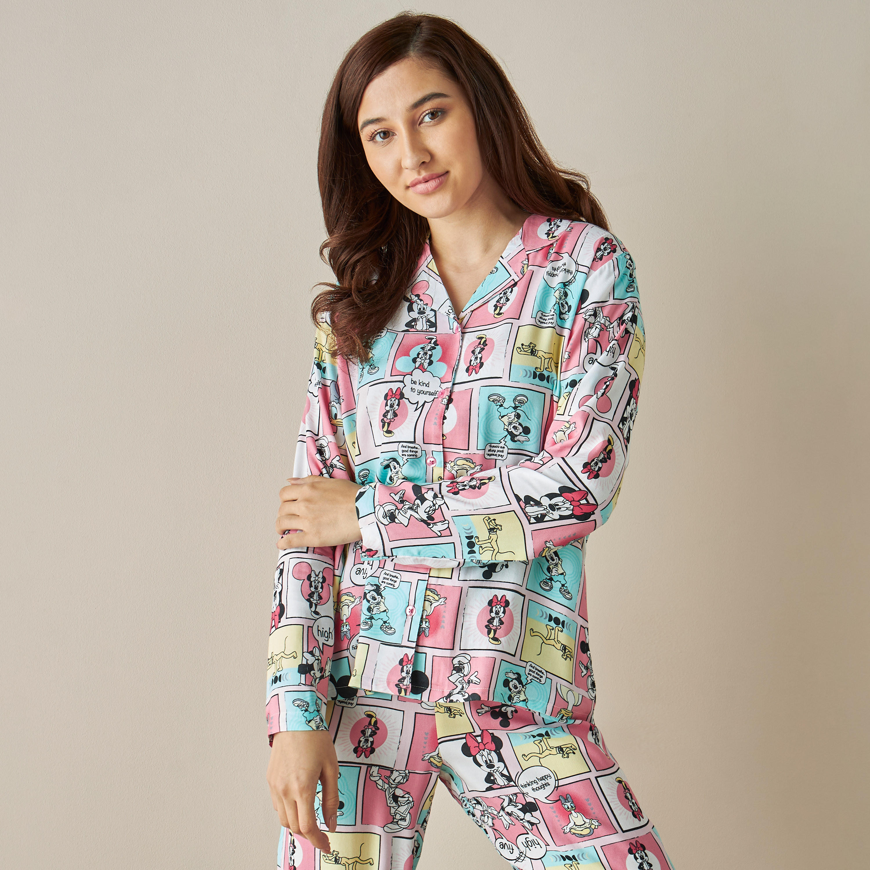 طقم بنطلون بيجاما وقميص بطبعات ميكي ماوس والأصدقاء-women-clothing-nightwear-pyjamas-longsets-image-3
