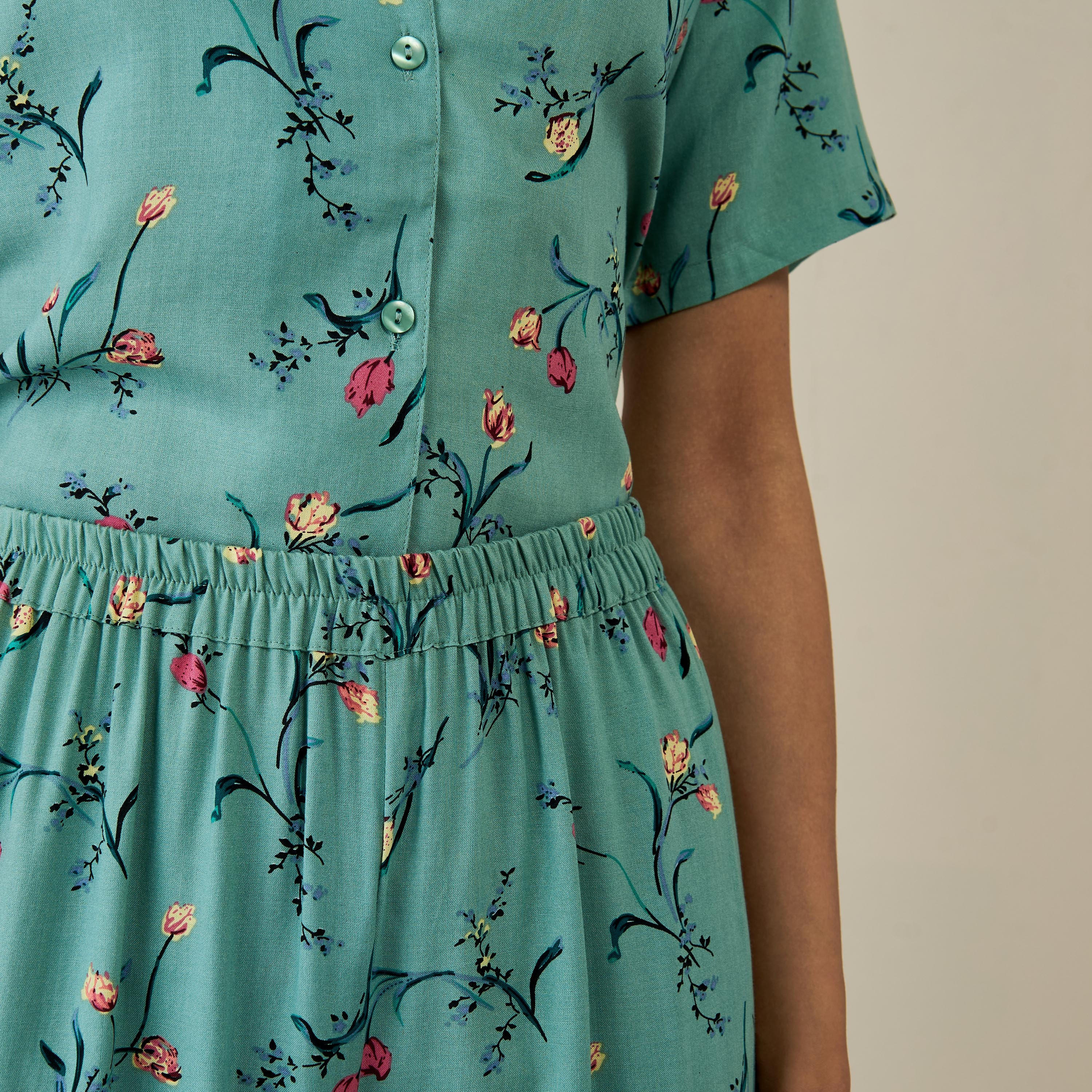 طقم بنطلون بيجاما وقميص بياقة كامب وطبعات زهور-women-clothing-nightwear-pyjamas-longsets-image-5