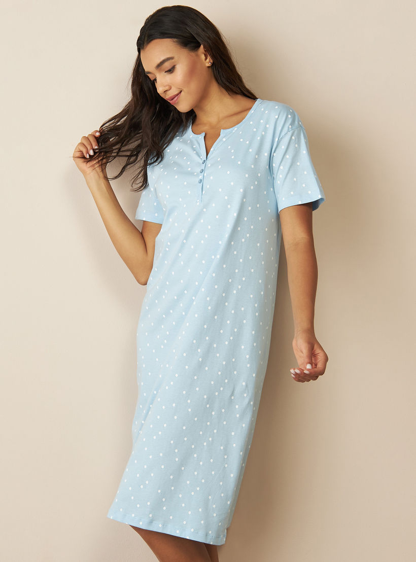 قميص نوم بأكمام قصيرة وطبعات منقطة-women-clothing-nightwear-nighties-image-1