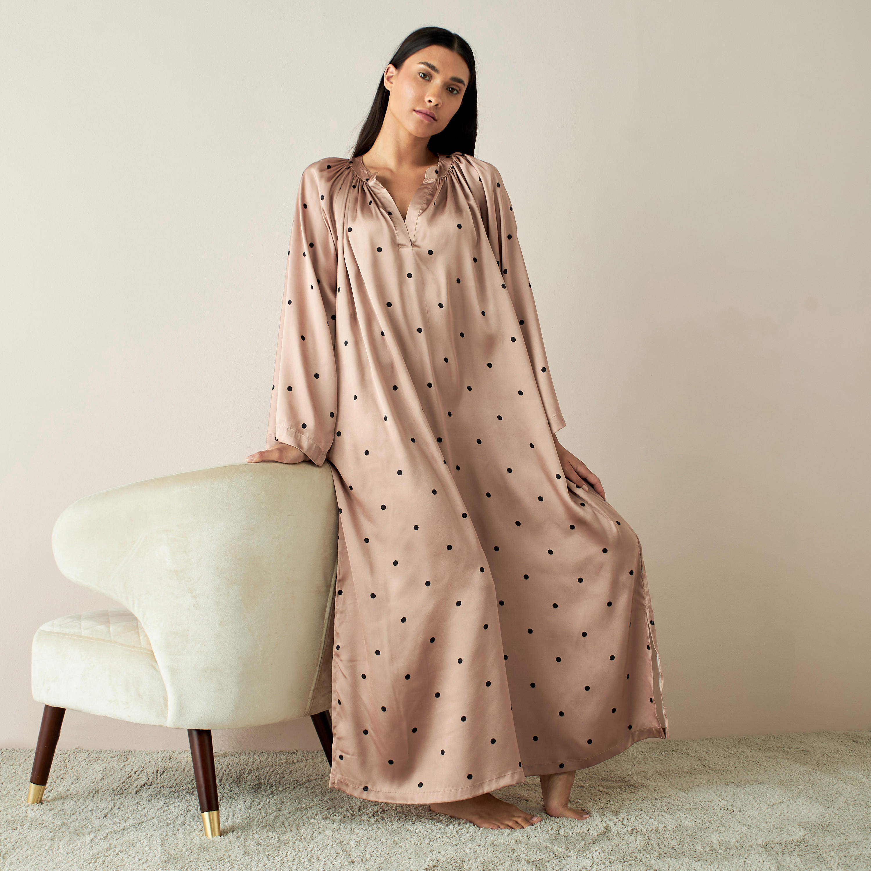 فستان سهرة ساتان قفطان بطبعات منقطة مع فتحات-women-clothing-nightwear-nighties-image-1