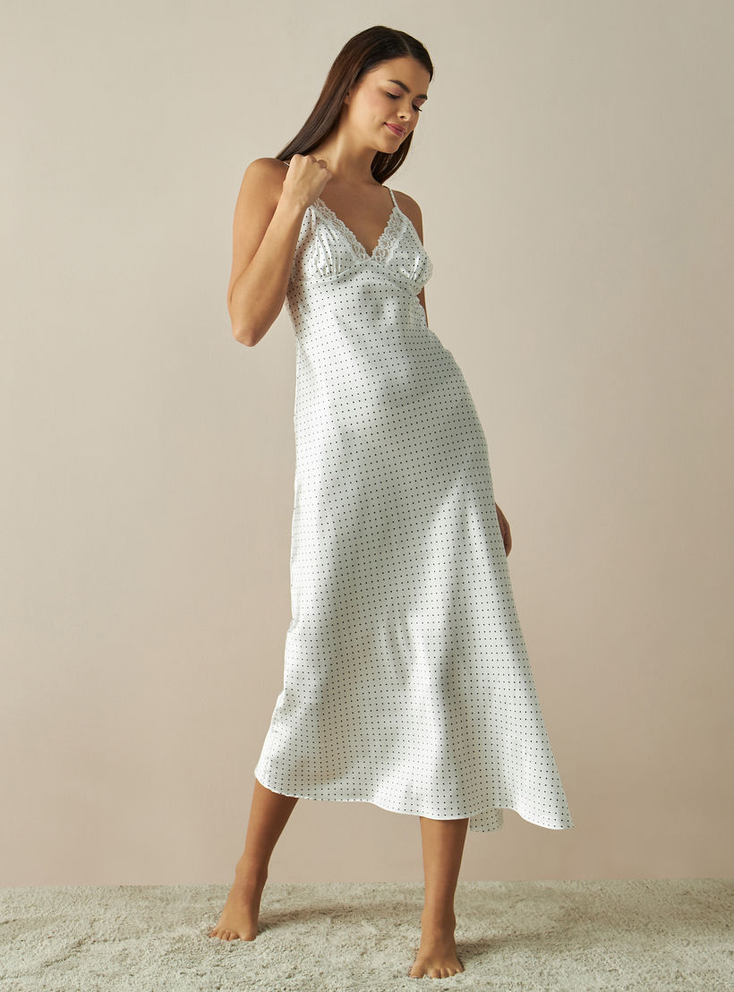 قميص نوم ساتن بطبعات منقّطة ودانتيل-women-clothing-nightwear-nighties-image-2