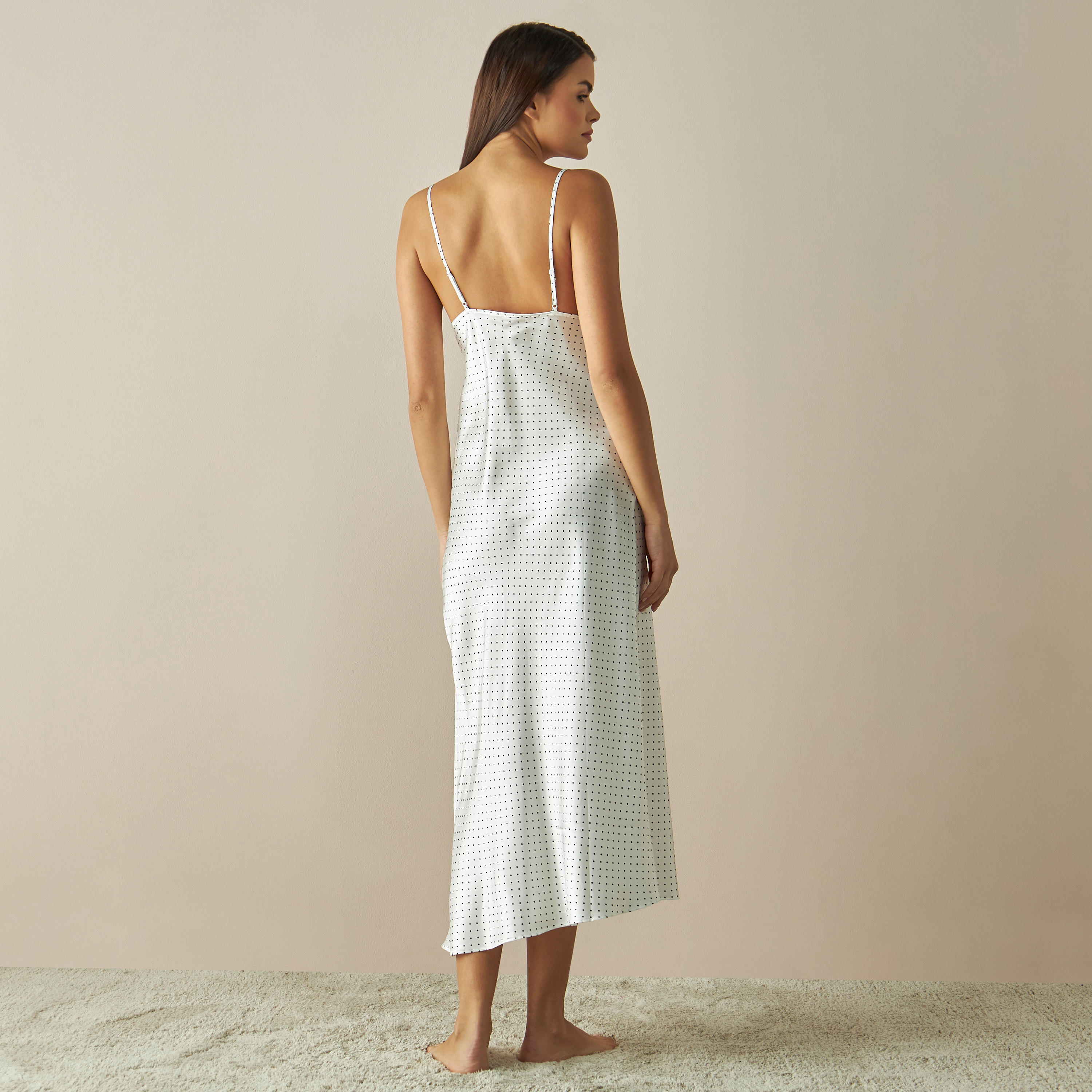 قميص نوم ساتن بطبعات منقّطة ودانتيل-women-clothing-nightwear-nighties-image-3