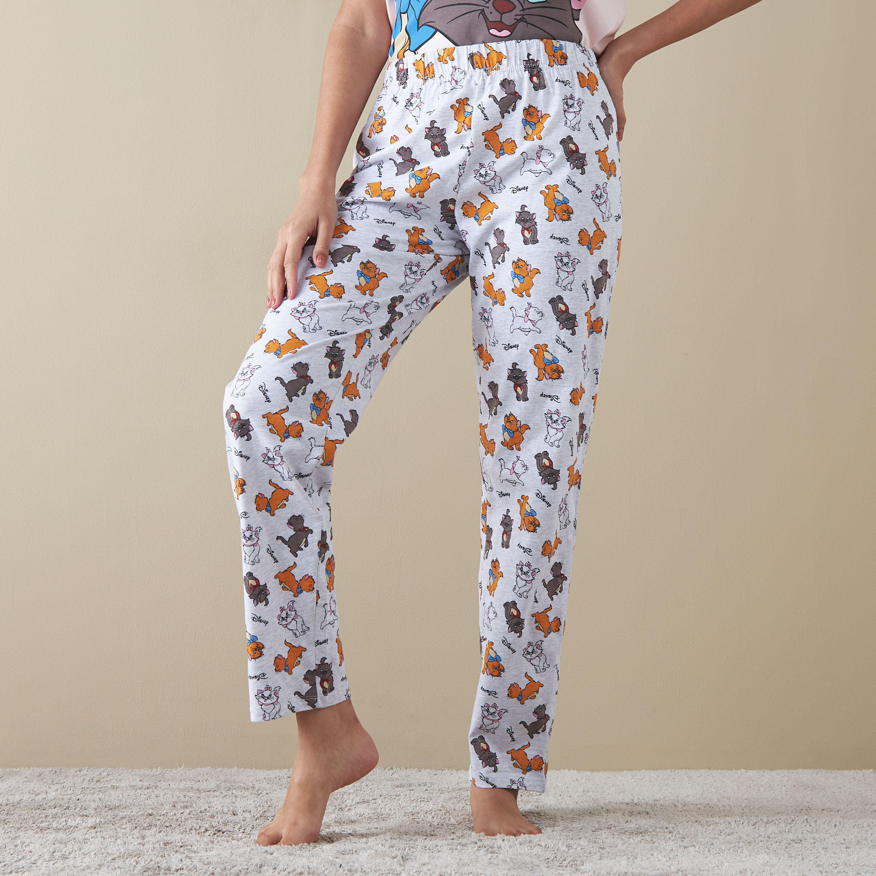 طقم بنطلون بيجاما وتيشيرت بطبعات ماري-women-clothing-nightwear-pyjamas-longsets-image-3