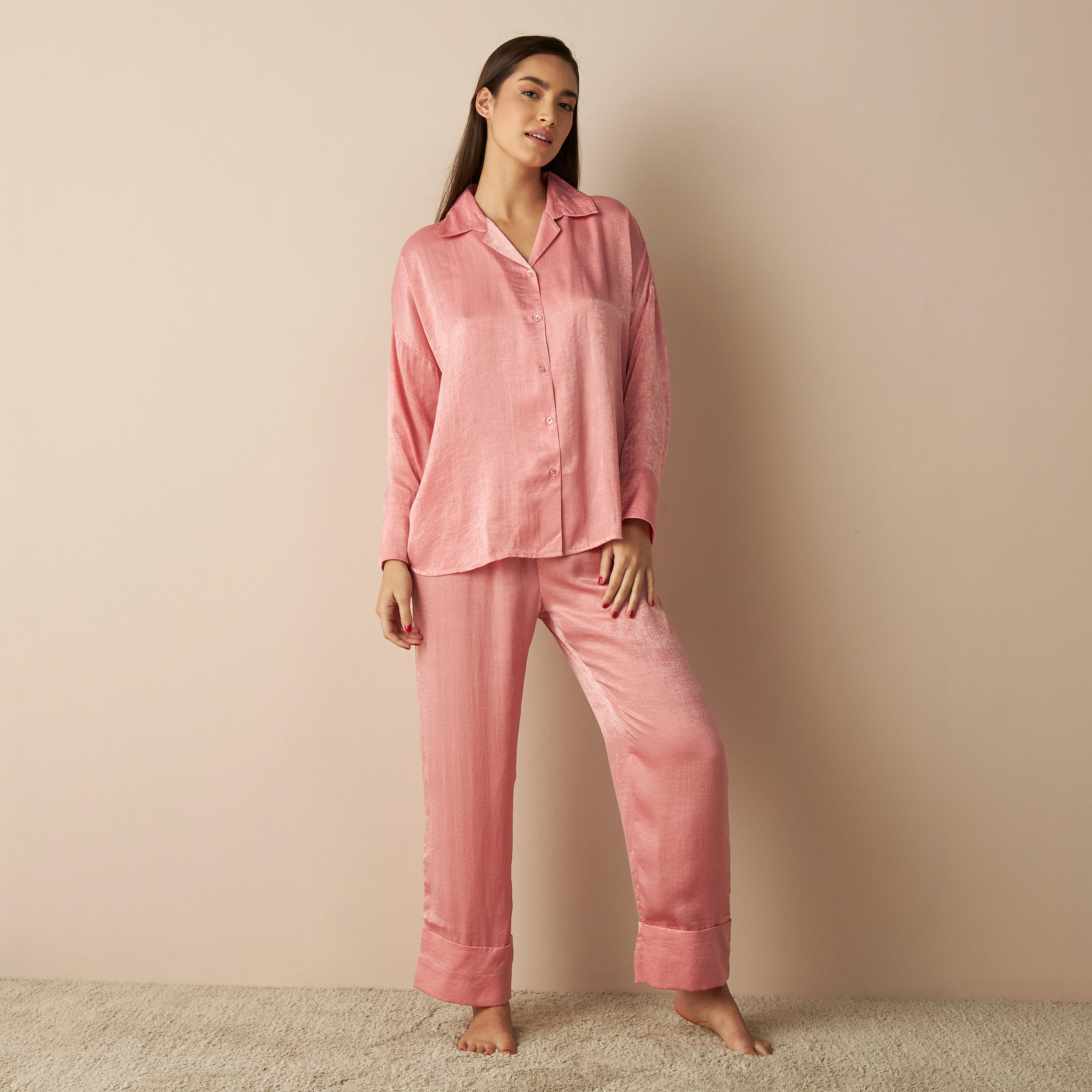 طقم بيجامة مقاس كبير وقميص بأكمام منسدلة-women-clothing-nightwear-pyjamas-longsets-image-1
