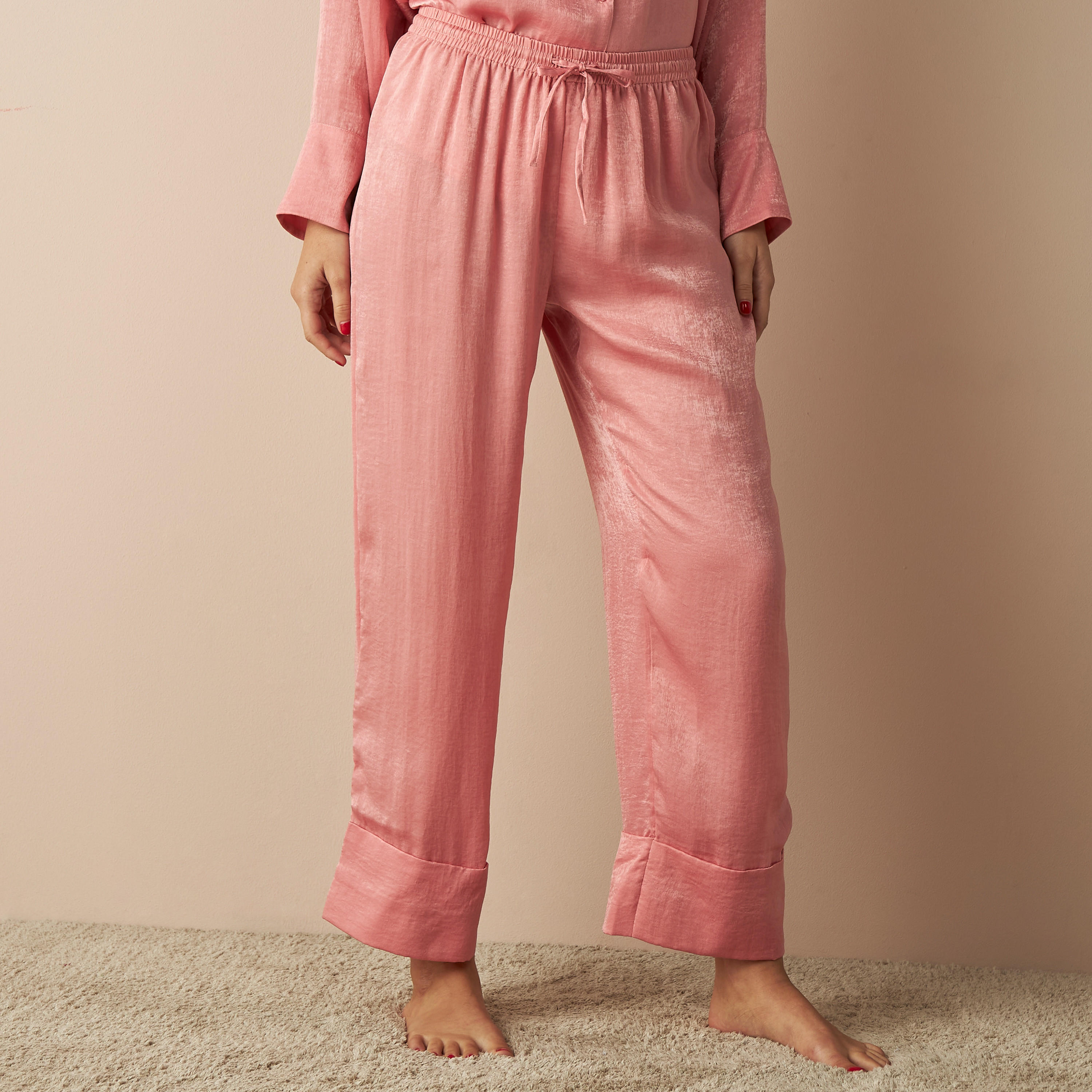 طقم بيجامة مقاس كبير وقميص بأكمام منسدلة-women-clothing-nightwear-pyjamas-longsets-image-4