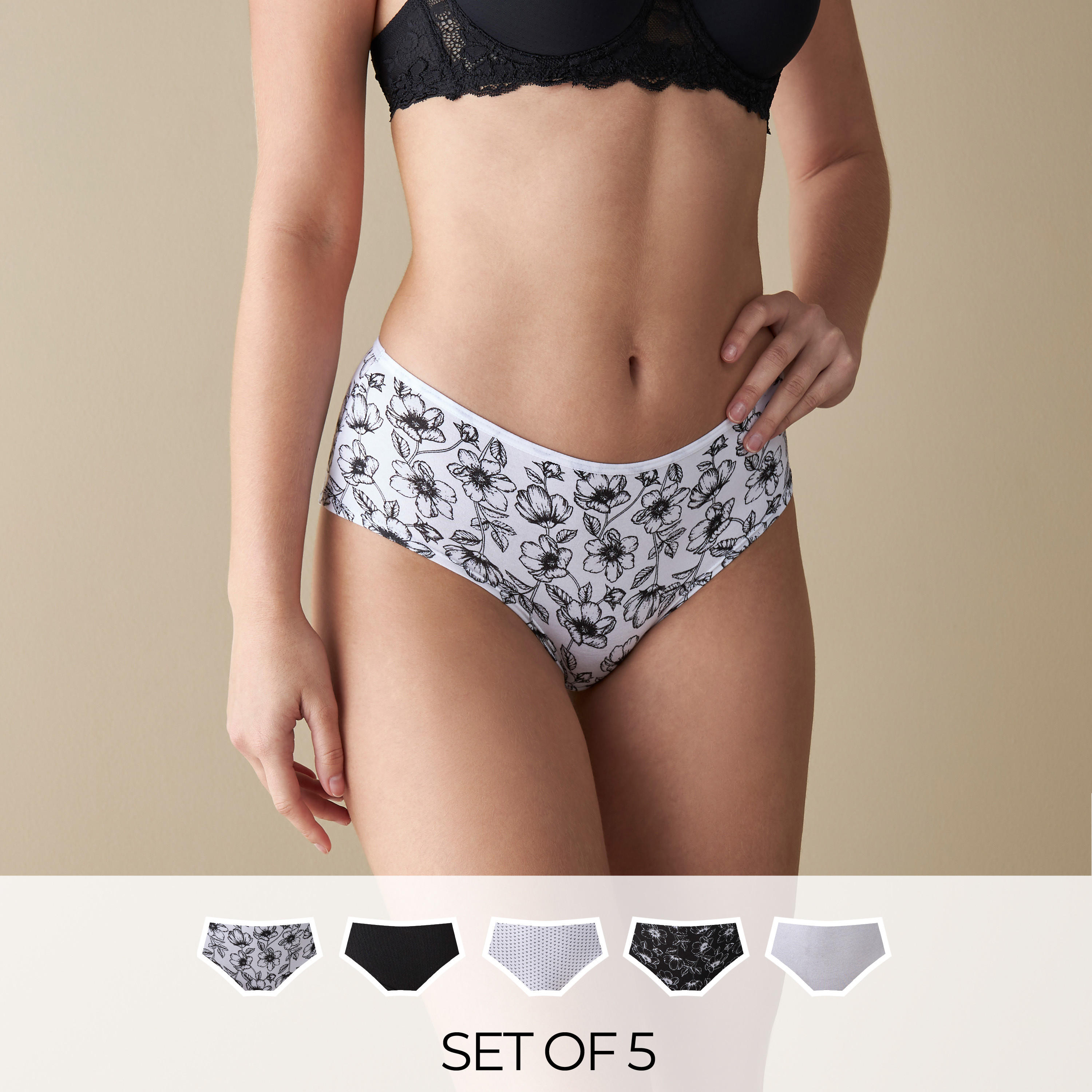 سراويل متنوّعة بطبعات وفيونكة - طقم 5 قطع-women-clothing-lingerie-panties-image-10