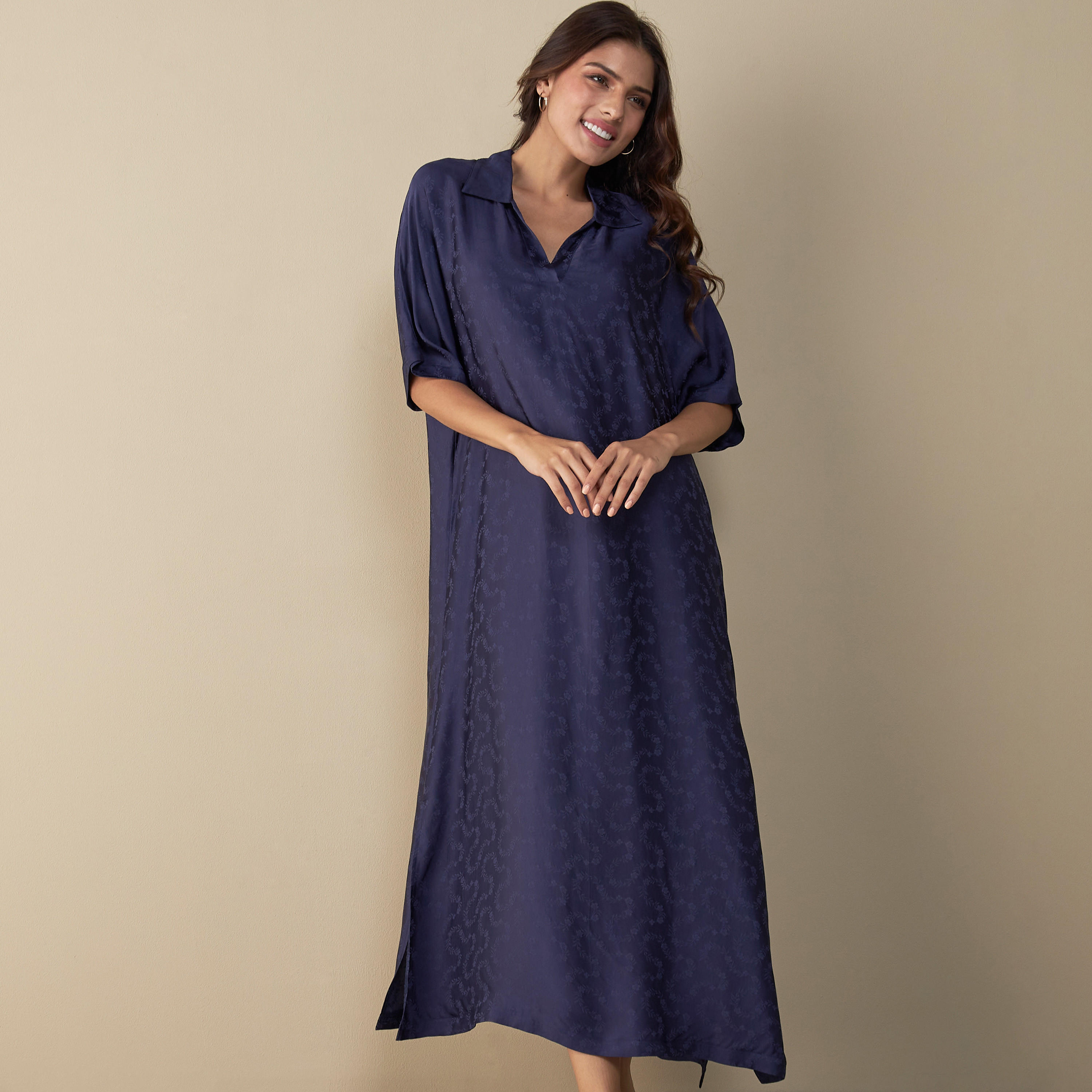 ثوب نوم بارز الملمس بفتحة وياقة عادية-women-clothing-nightwear-nighties-image-3