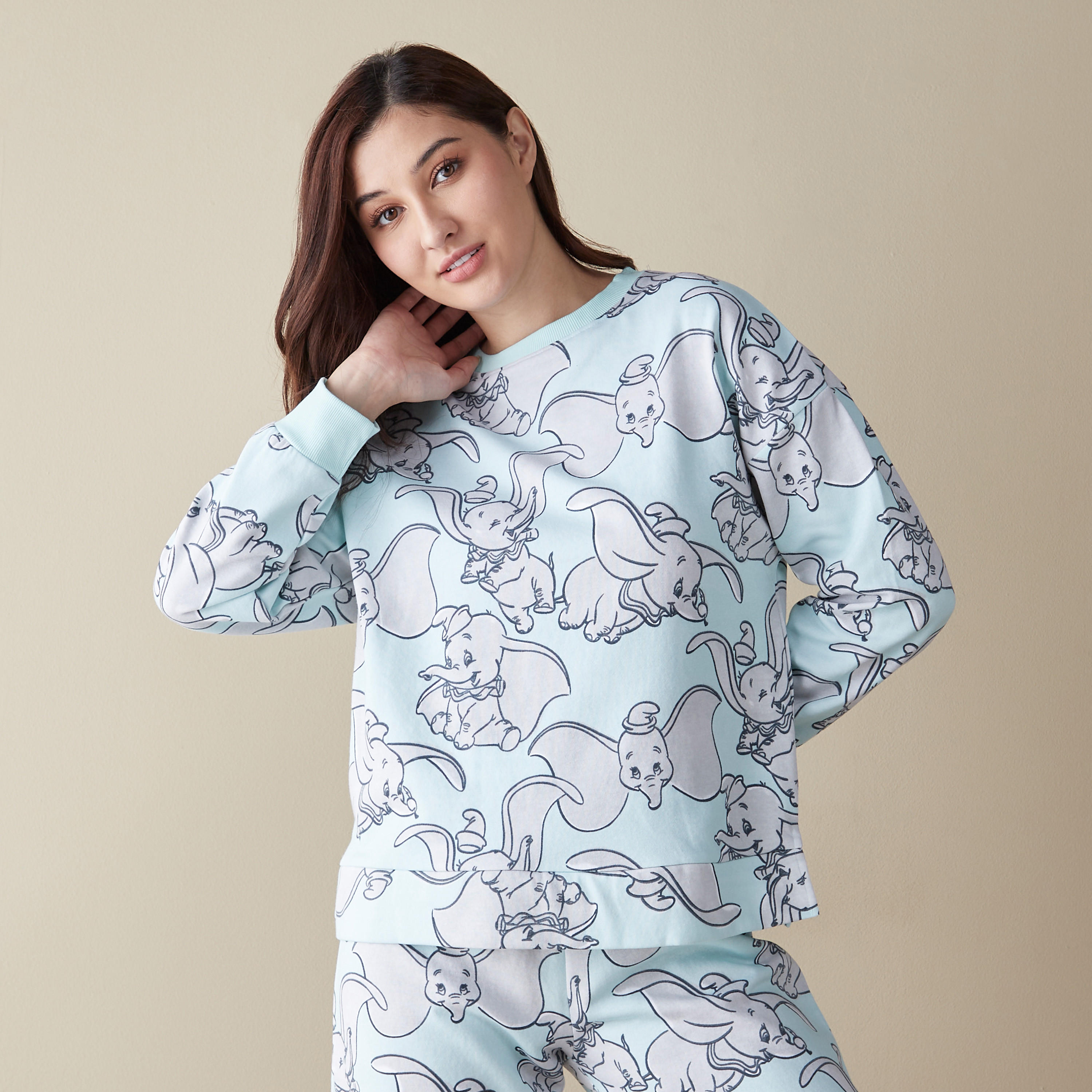 طقم بنطلون بيجاما وسويت شيرت بطبعات-women-clothing-nightwear-pyjamas-longsets-image-3