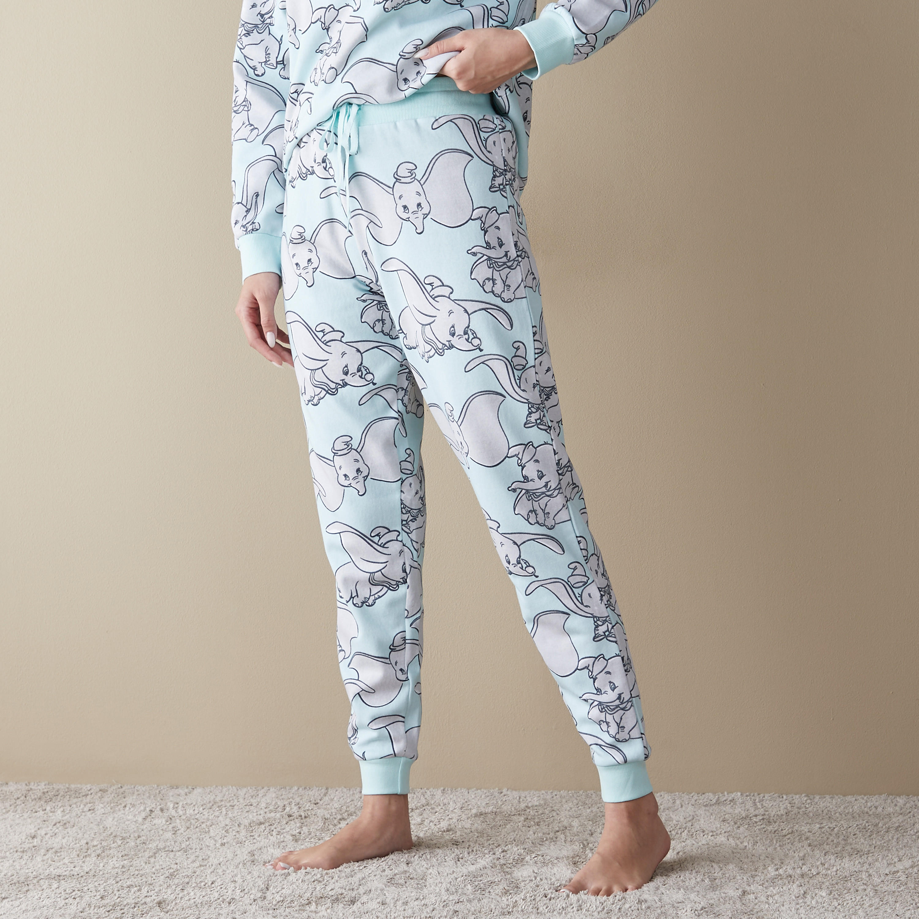 طقم بنطلون بيجاما وسويت شيرت بطبعات-women-clothing-nightwear-pyjamas-longsets-image-2
