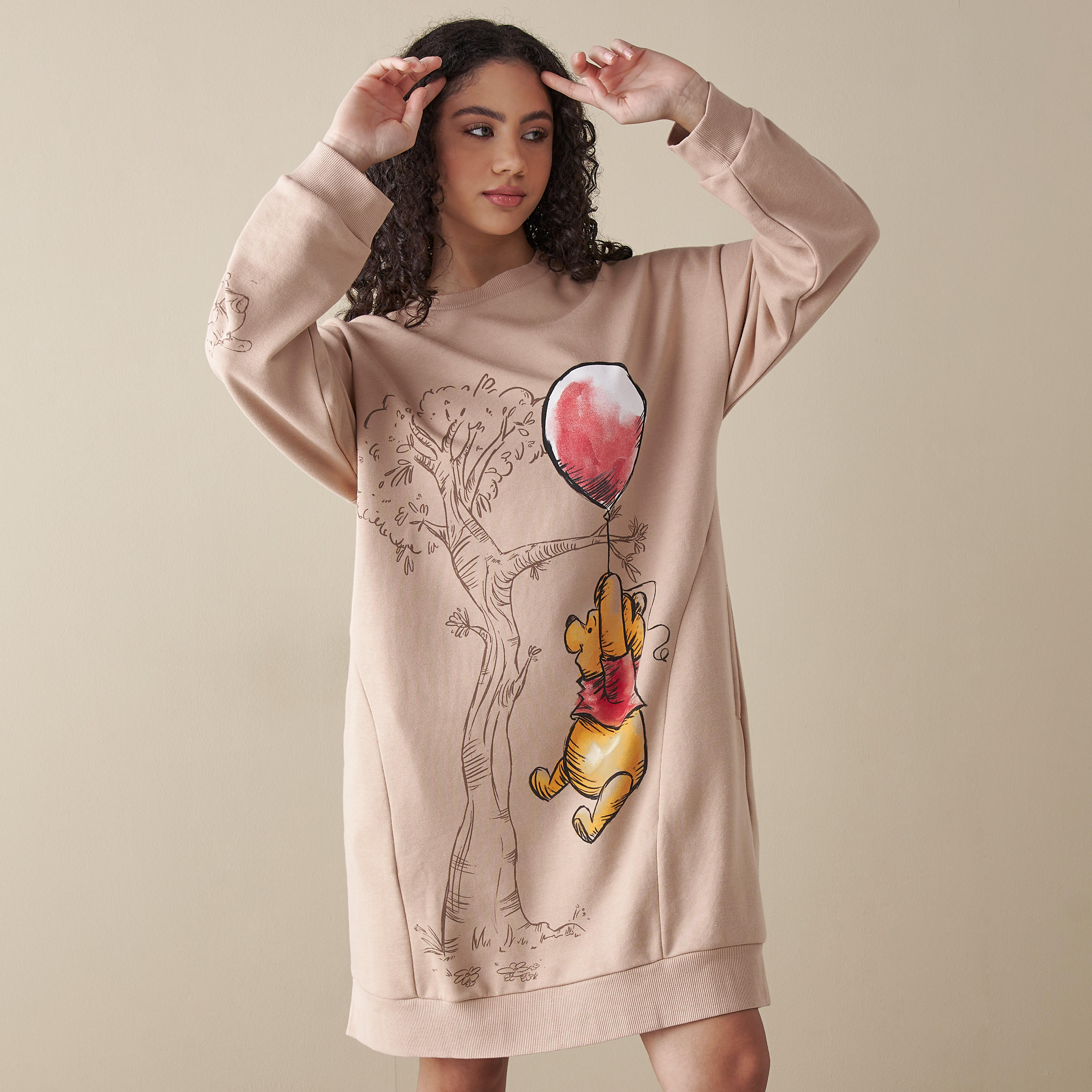 سويت شيرت بياقة ضيقة وأكمام طويلة وطبعات-women-clothing-nightwear-nighties-image-1