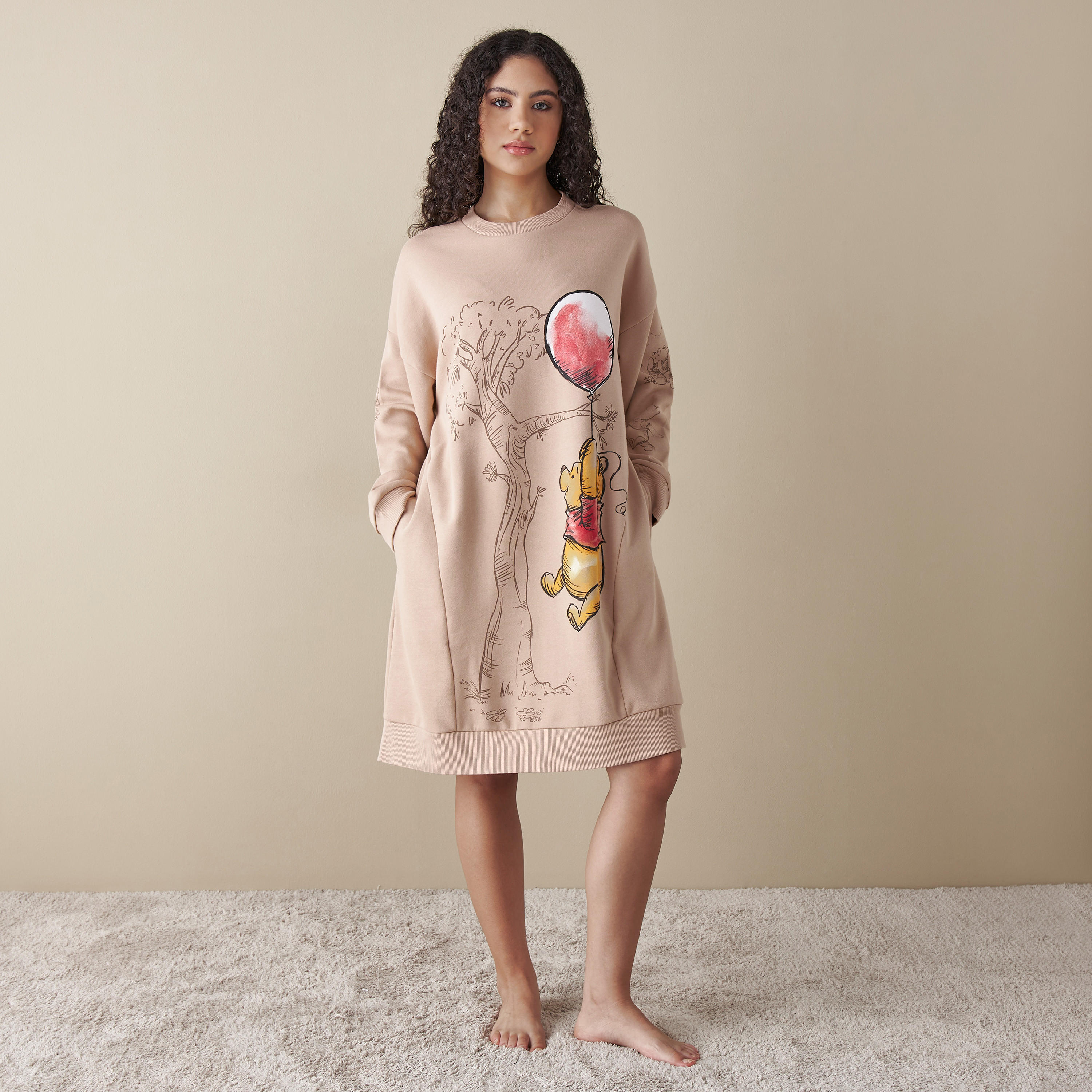 سويت شيرت بياقة ضيقة وأكمام طويلة وطبعات-women-clothing-nightwear-nighties-image-2