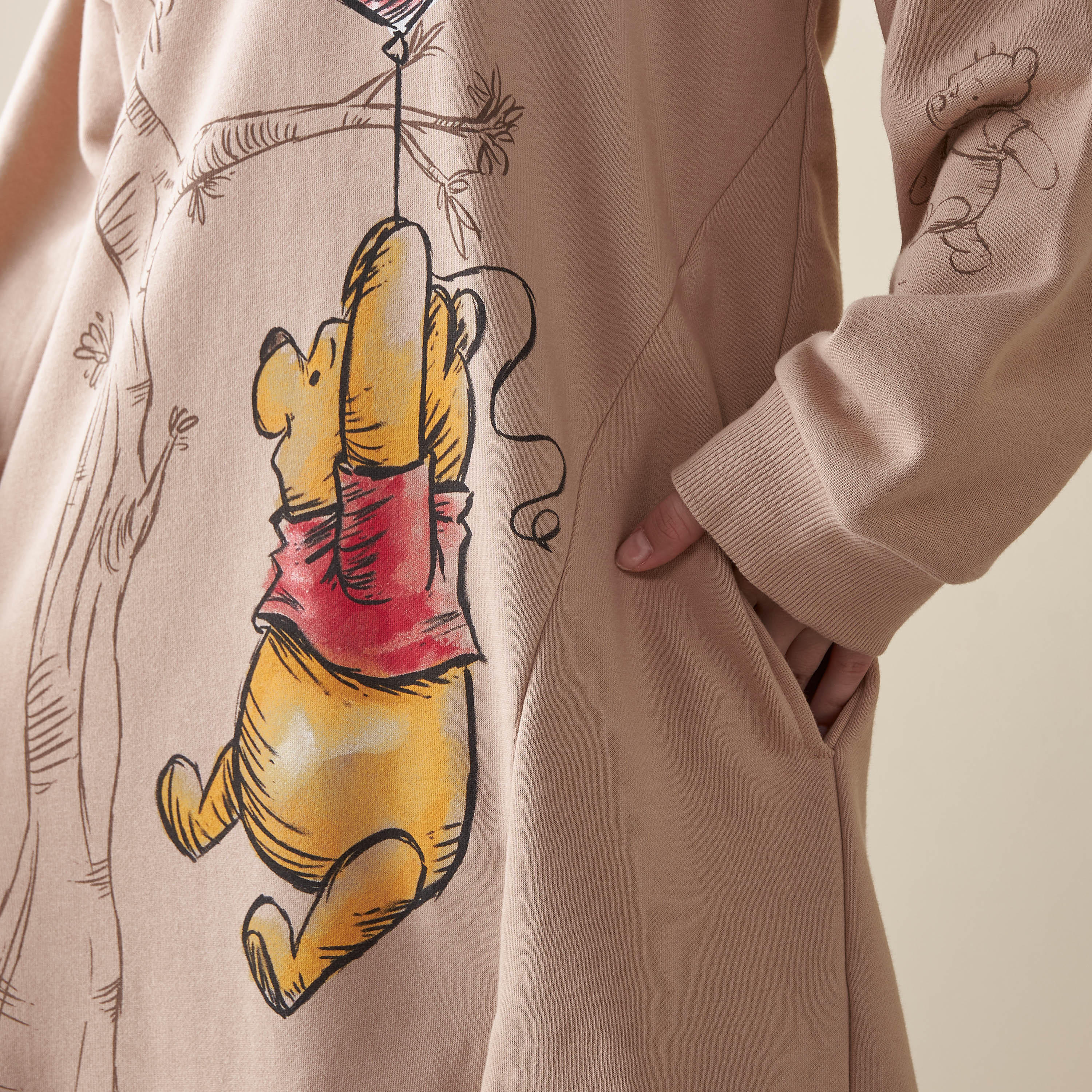 سويت شيرت بياقة ضيقة وأكمام طويلة وطبعات-women-clothing-nightwear-nighties-image-4