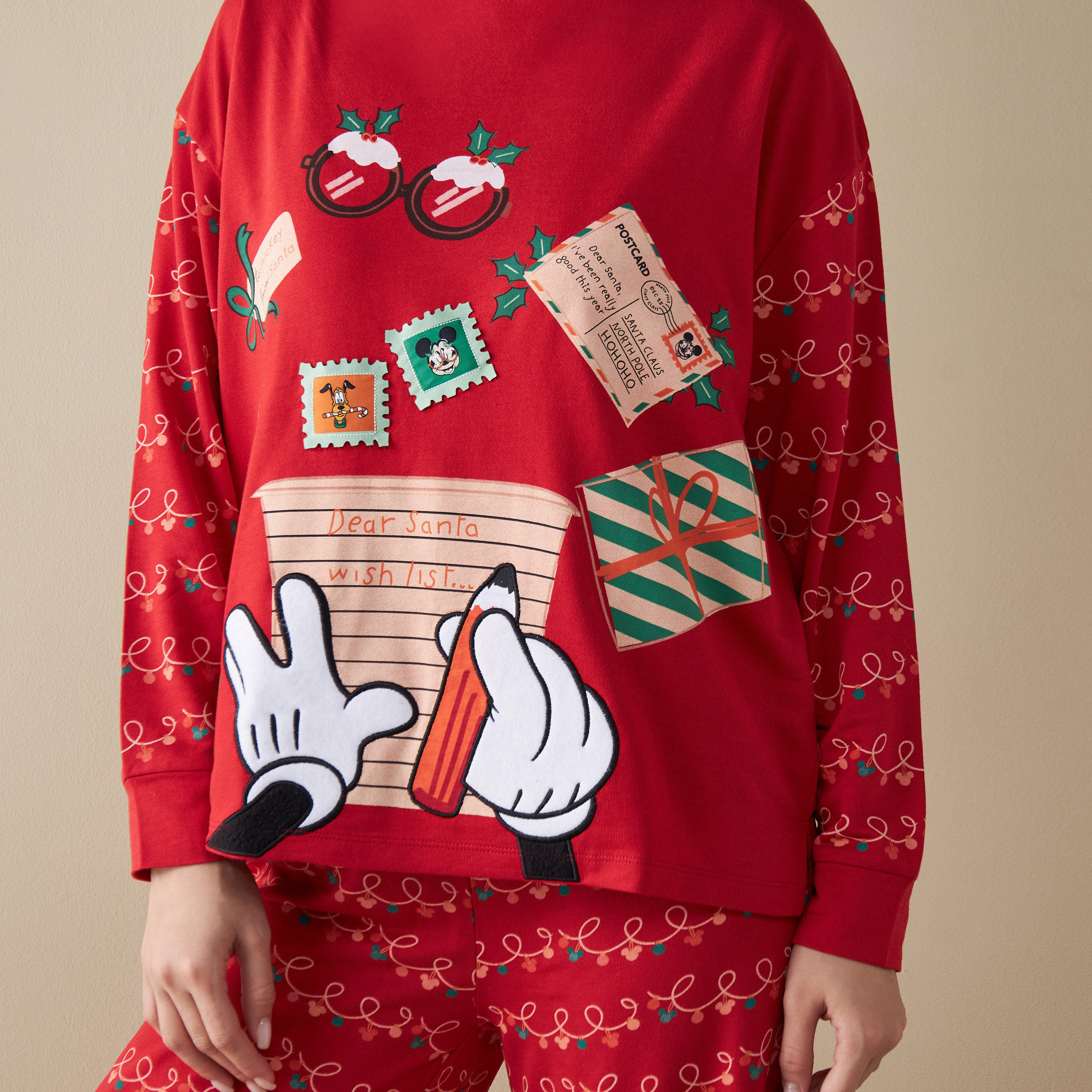 طقم بنطلون بيجاما وتيشيرت بطبعات ميكي ماوس-women-clothing-nightwear-pyjamas-longsets-image-1
