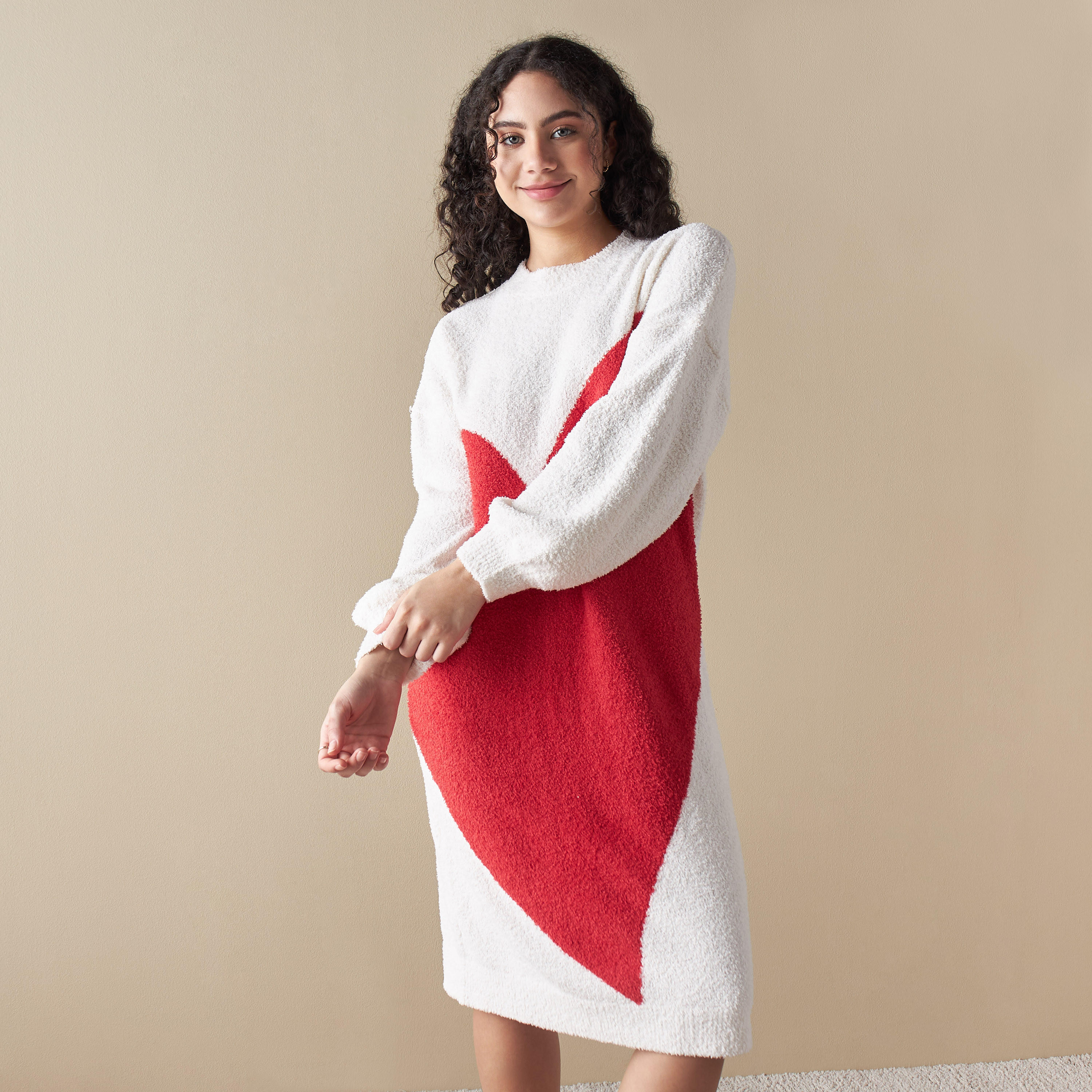 قميص نوم بزخارف قلب وأكمام طويلة-women-clothing-nightwear-nighties-image-2