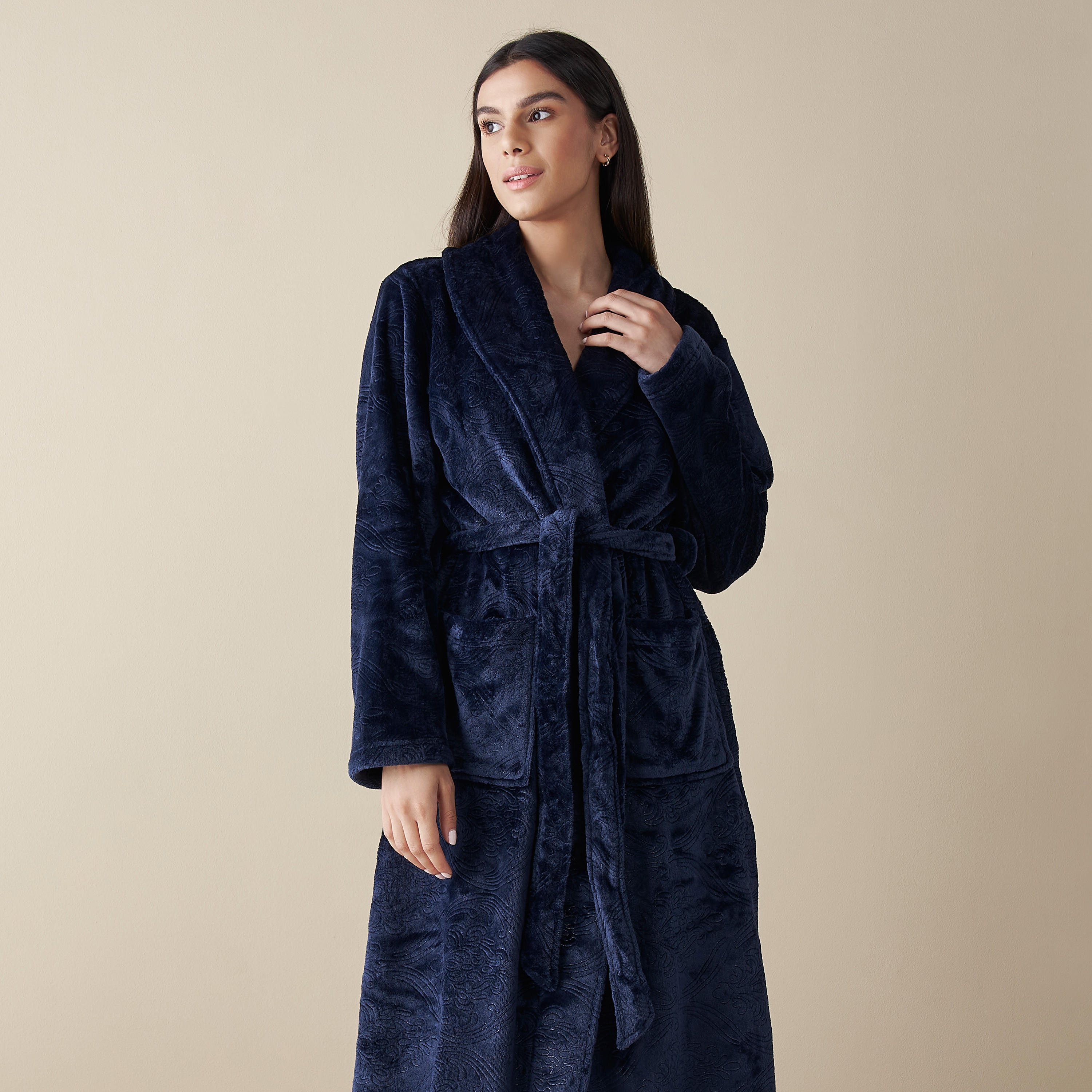 روب ناعم بحزام رباط وجيب-women-clothing-nightwear-robes-image-3