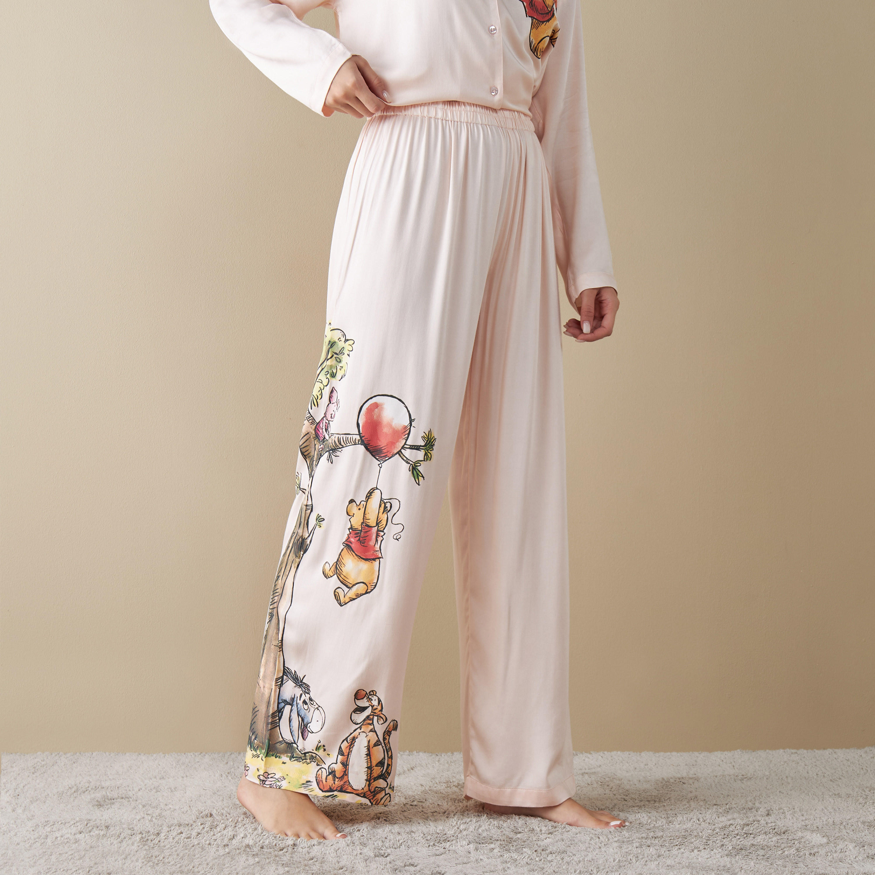 طقم بنطلون بيجاما وقميص بطبعات-women-clothing-nightwear-pyjamas-longsets-image-3
