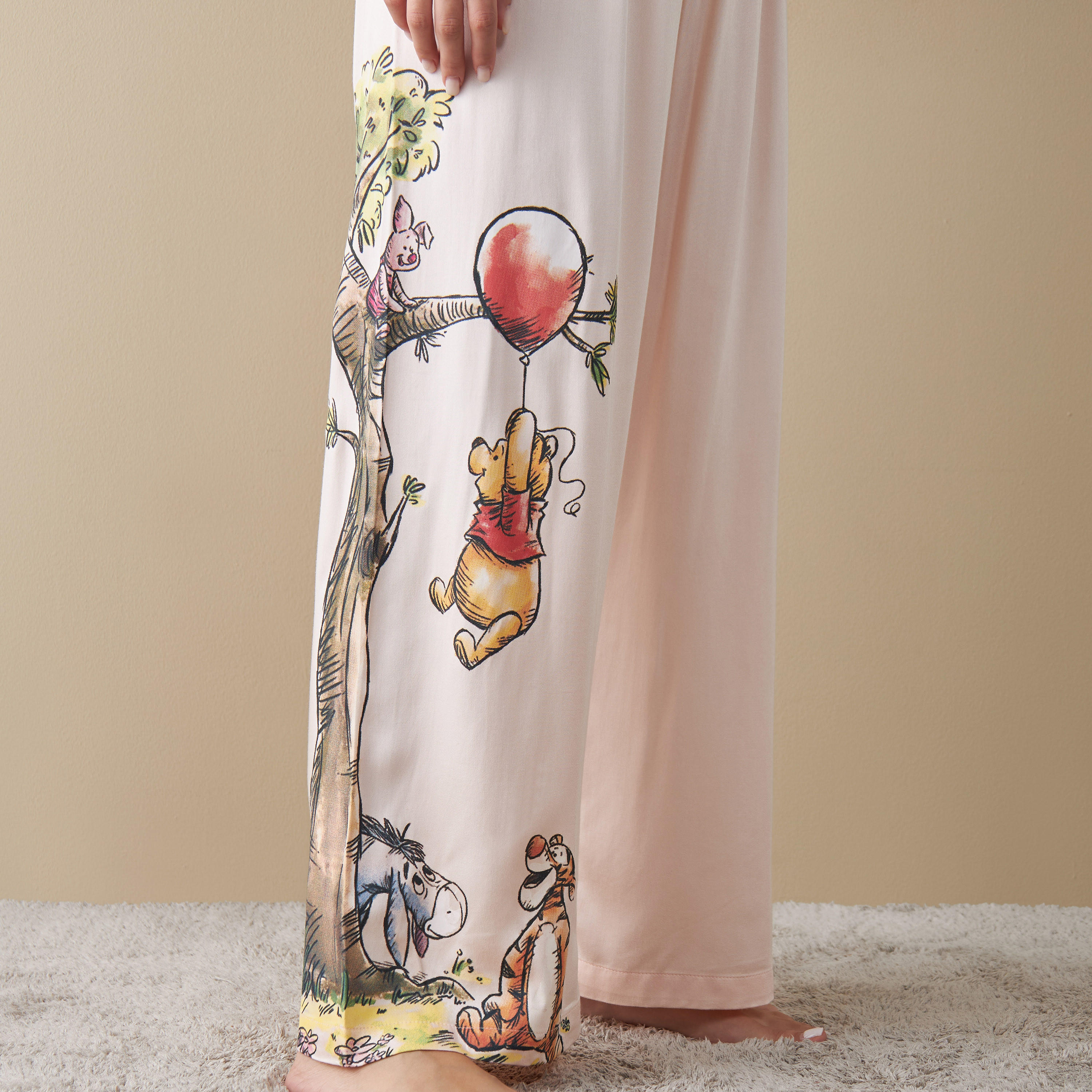 طقم بنطلون بيجاما وقميص بطبعات-women-clothing-nightwear-pyjamas-longsets-image-6