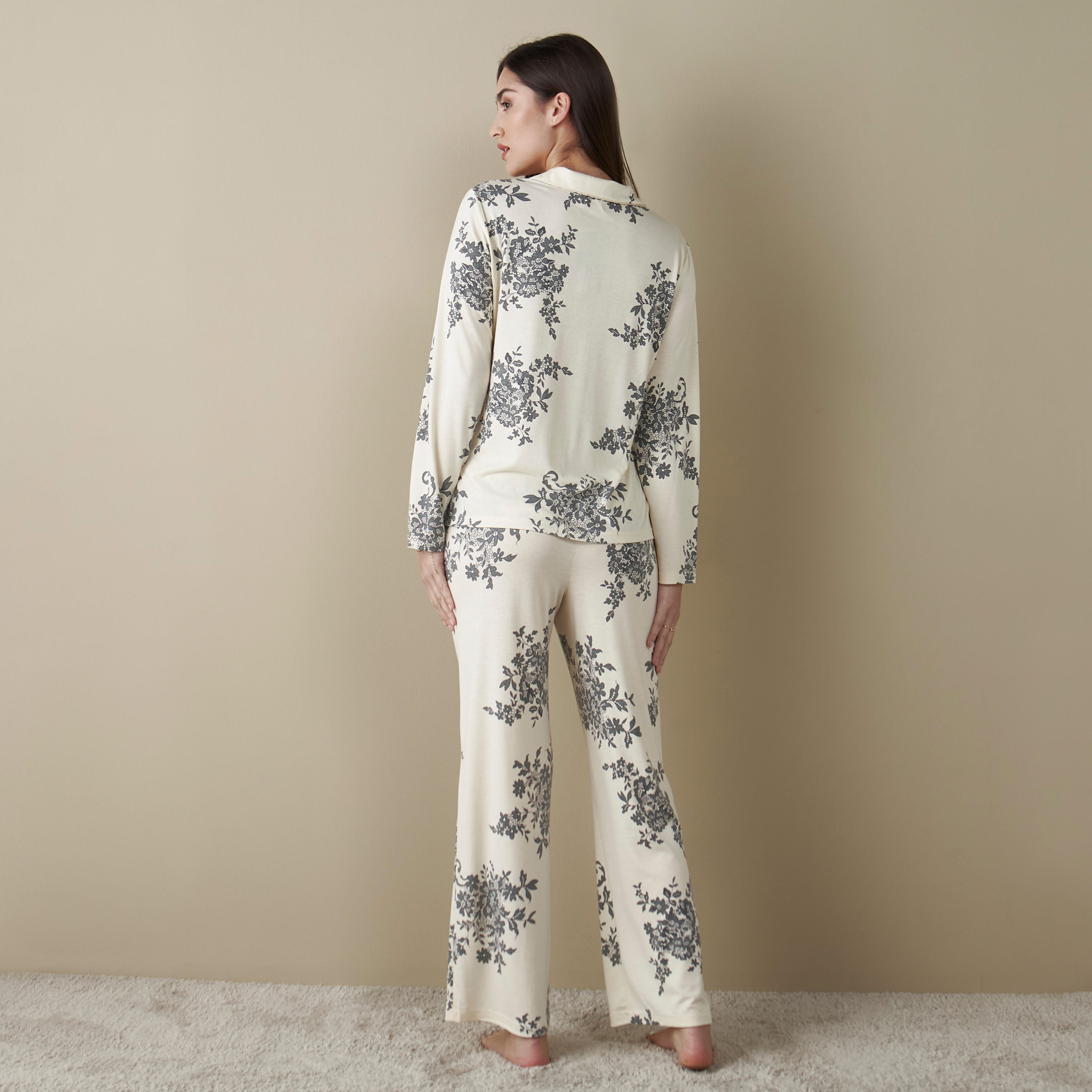 طقم بيجاما وقميص بطبعات منقّطة-women-clothing-nightwear-pyjamas-longsets-image-2