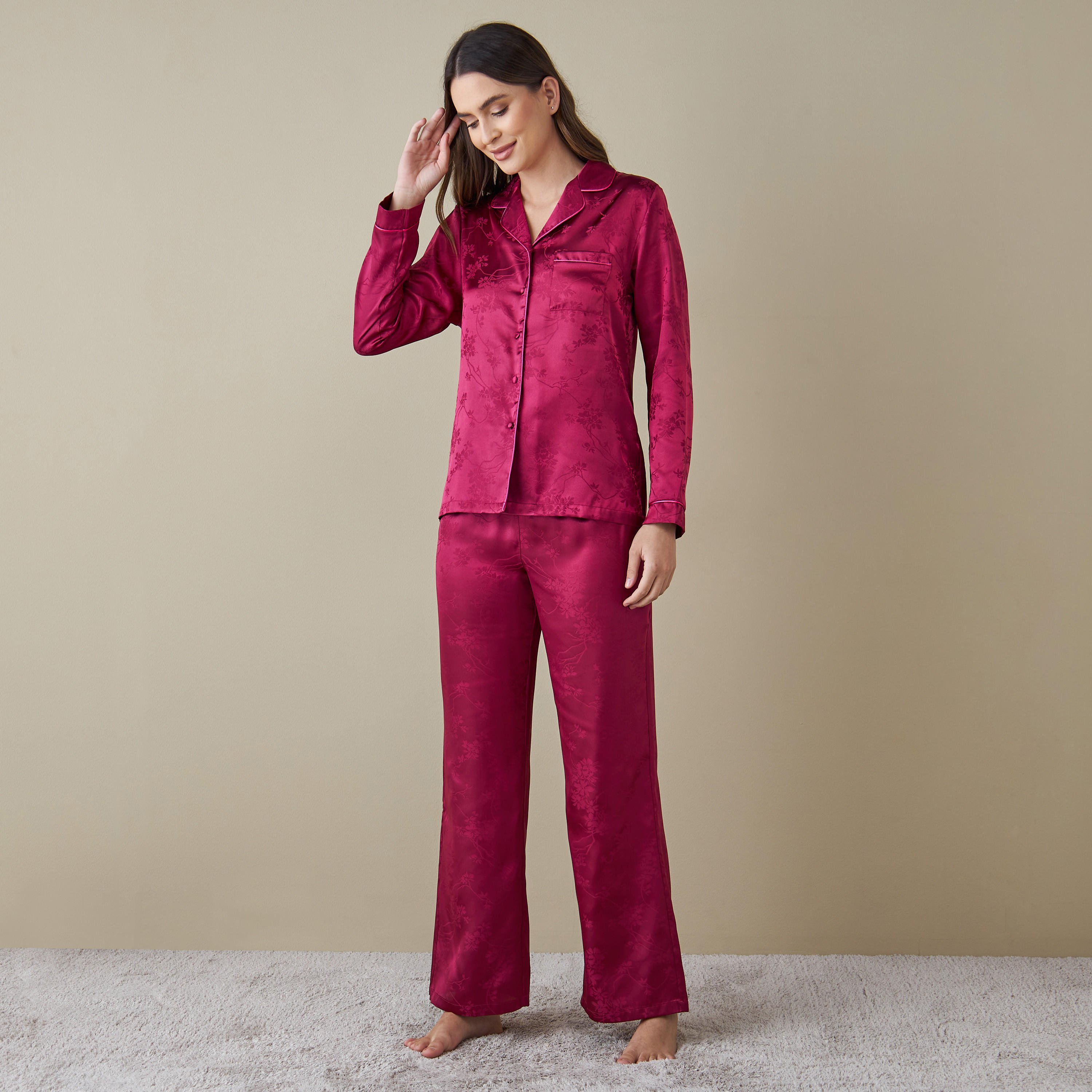 طقم بنطلون بيجاما وقميص بأكمام طويلة وطبعات-women-clothing-nightwear-pyjamas-longsets-image-1
