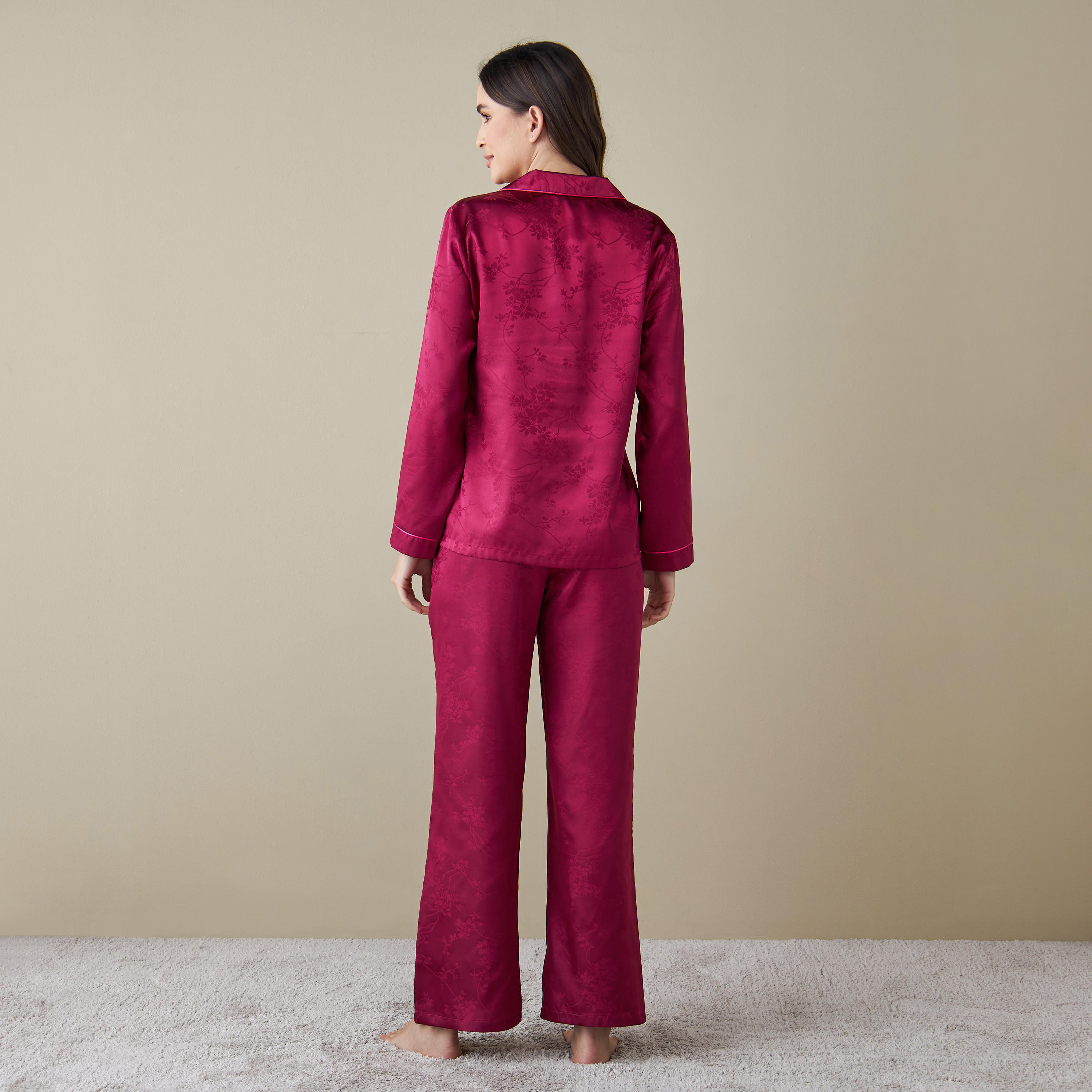 طقم بنطلون بيجاما وقميص بأكمام طويلة وطبعات-women-clothing-nightwear-pyjamas-longsets-image-2