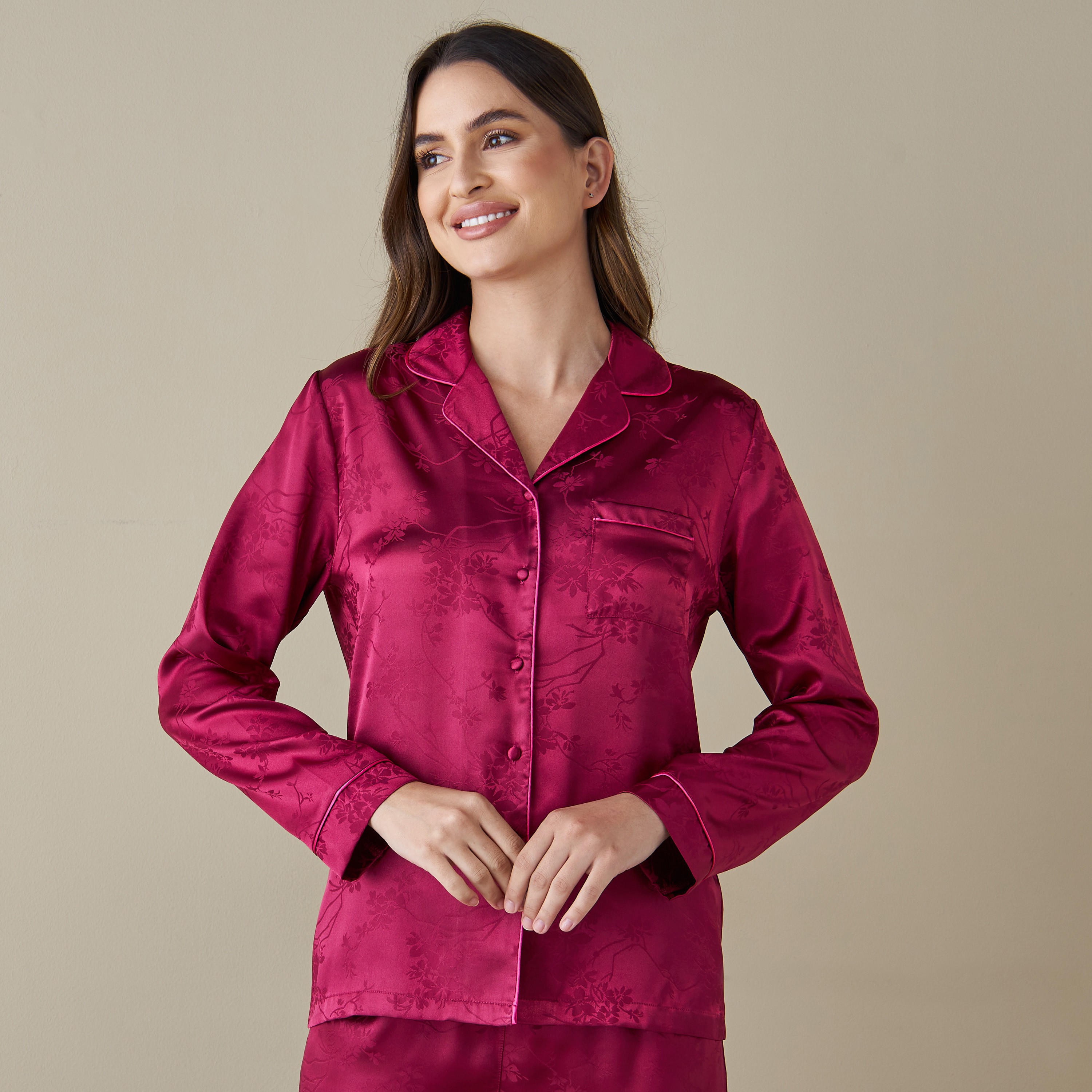 طقم بنطلون بيجاما وقميص بأكمام طويلة وطبعات-women-clothing-nightwear-pyjamas-longsets-image-3