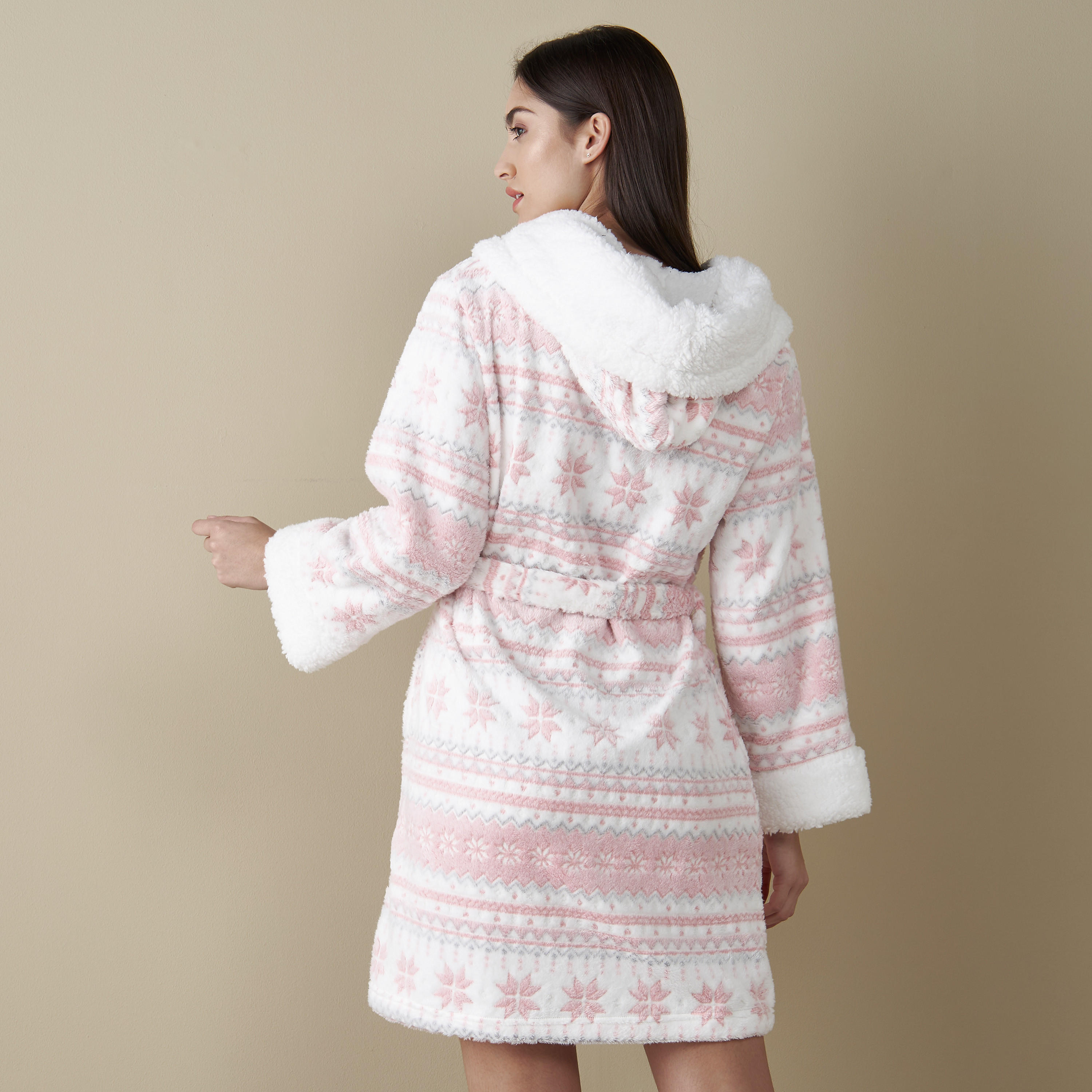 روب بارز الملمس بحزام ربط وقبّعة-women-clothing-nightwear-robes-image-3