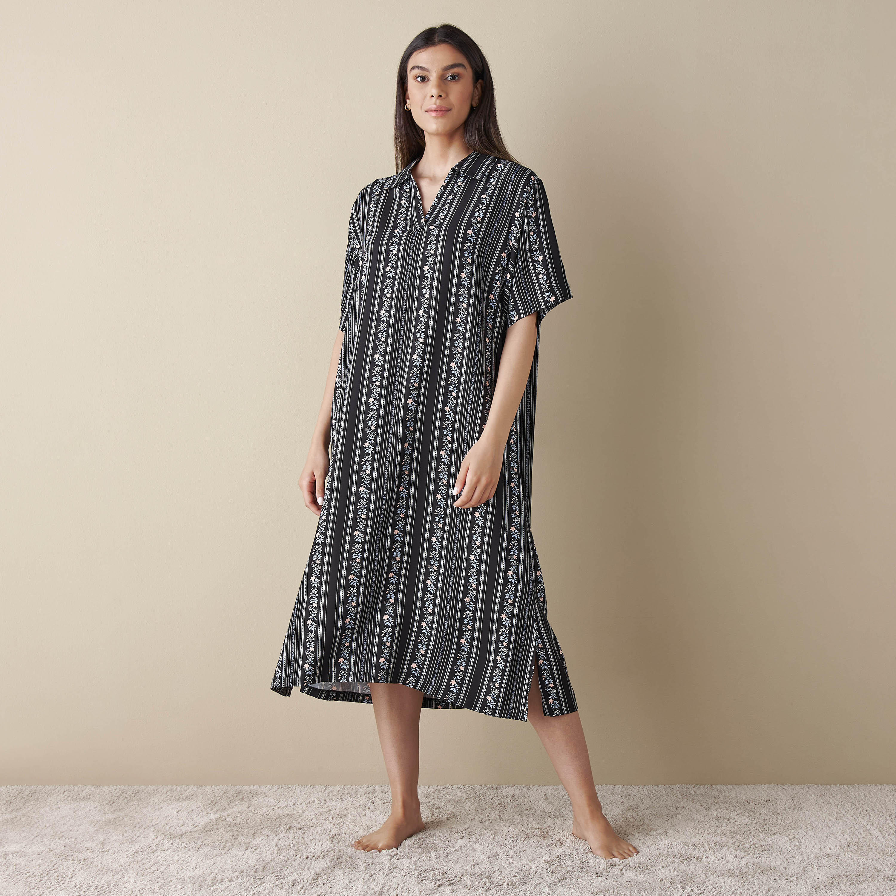 قميص نوم بياقة وأكمام قصيرة - قطعتين-women-clothing-nightwear-nighties-image-6