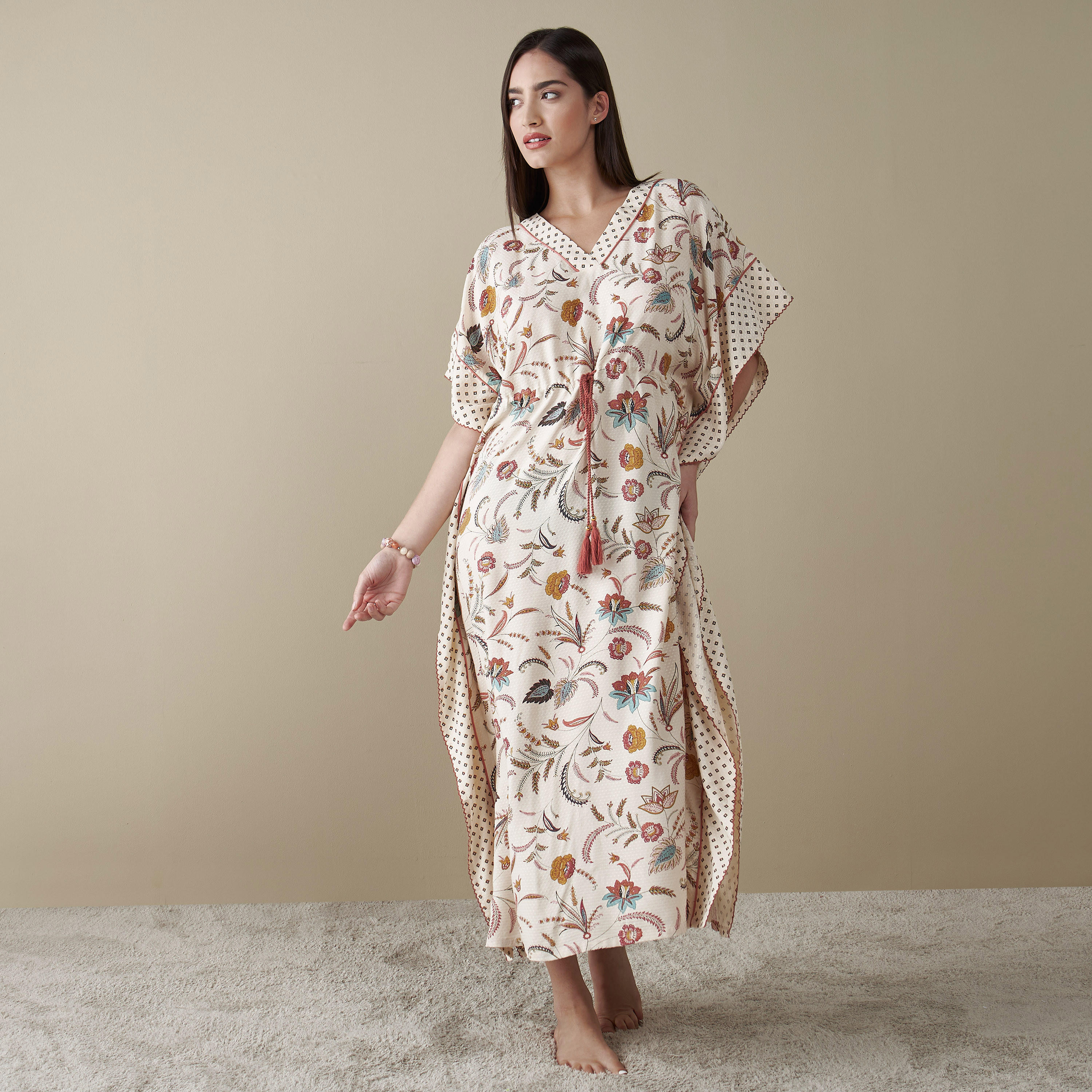 ثوب نوم قفطان بأربطة وطبعات أزهار-women-clothing-nightwear-nighties-image-1