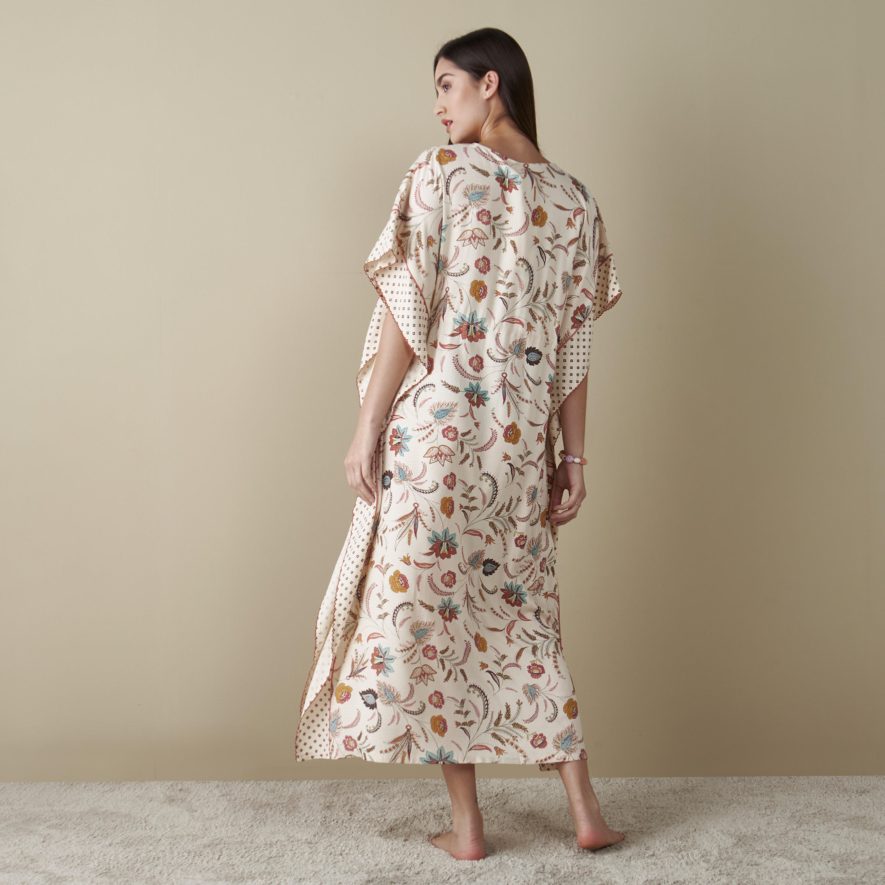ثوب نوم قفطان بأربطة وطبعات أزهار-women-clothing-nightwear-nighties-image-2