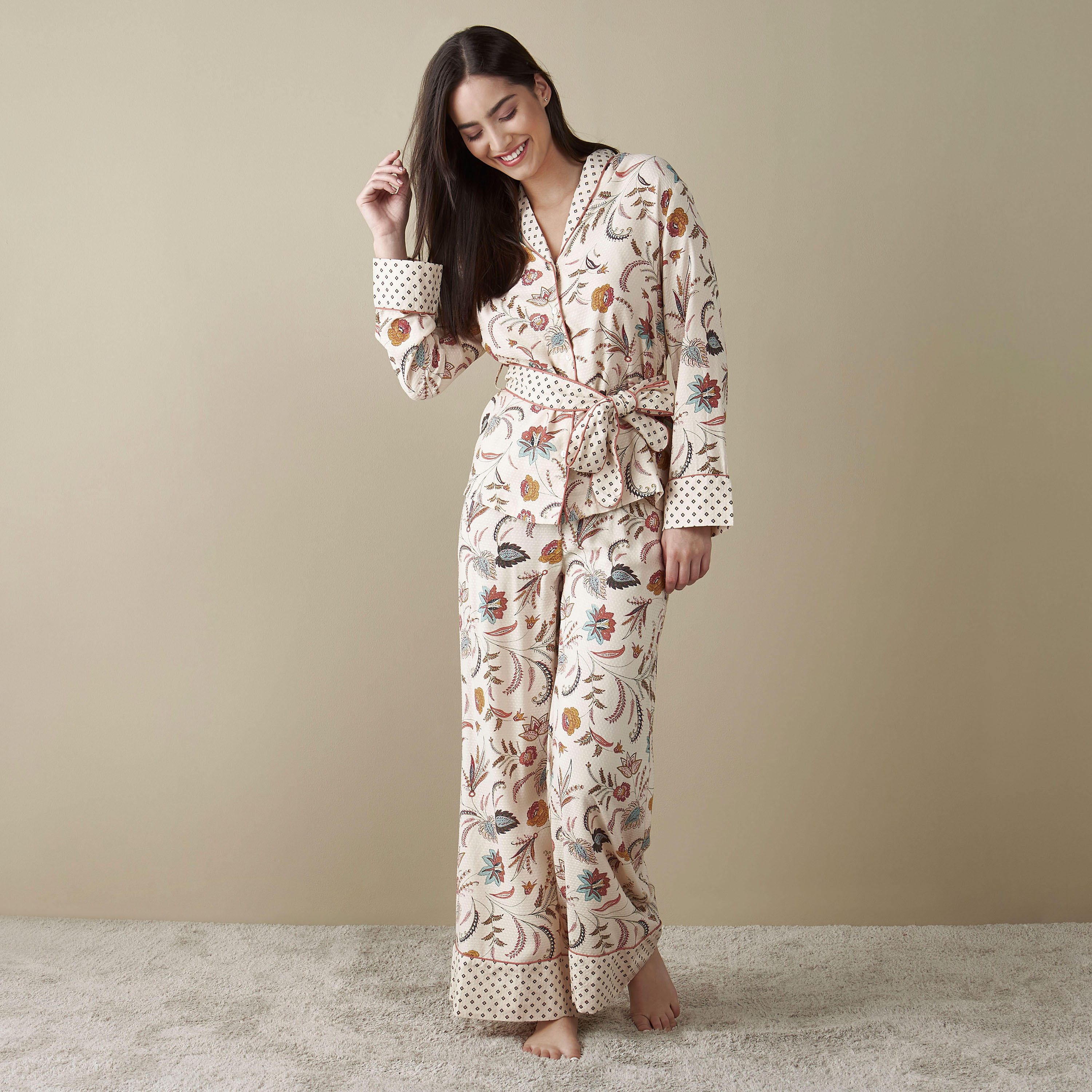 طقم بنطلون بيجاما وقميص بطبعات أزهار-women-clothing-nightwear-pyjamas-longsets-image-1