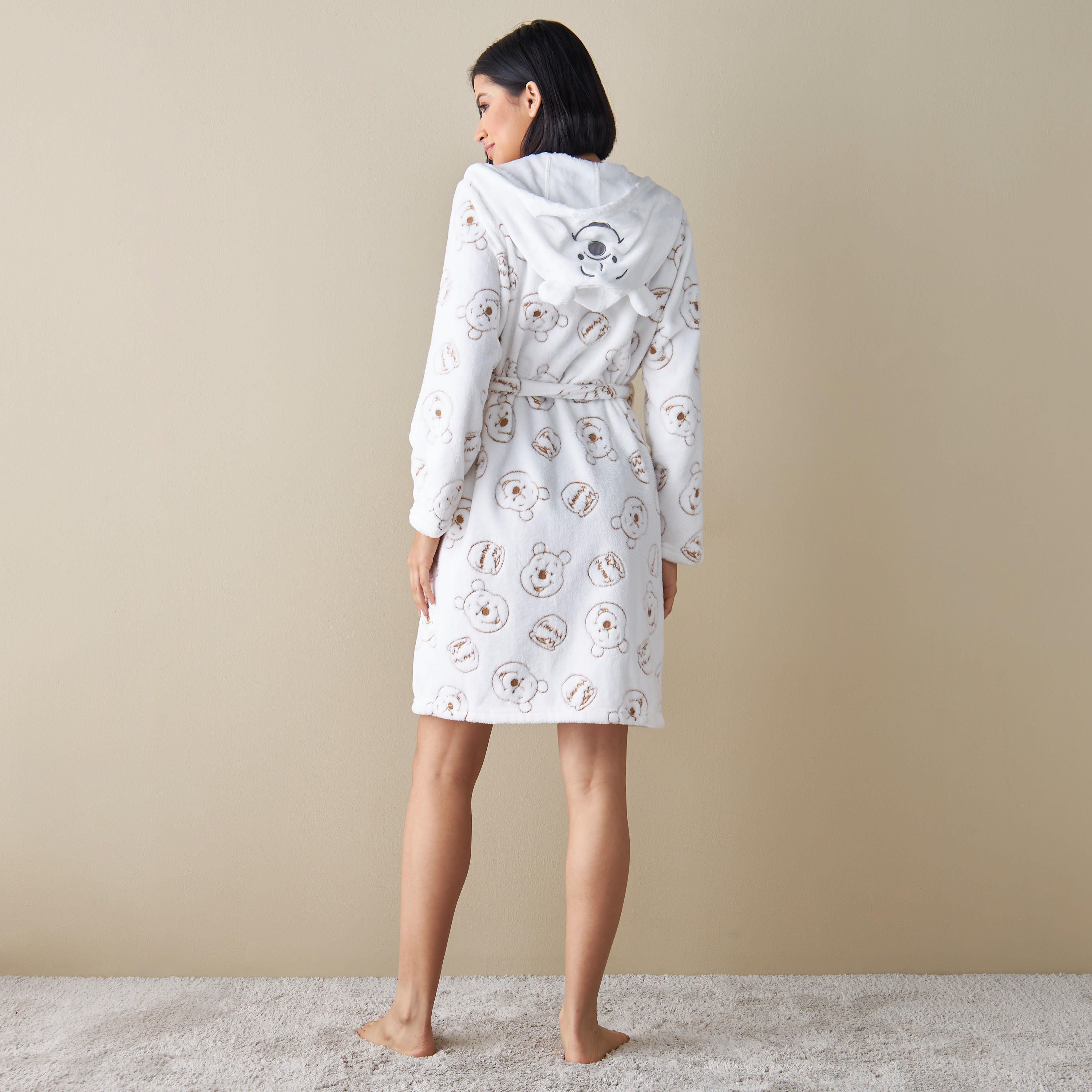 روب بتصميم ويني ذا بوه وحزام ربط وقبعة-women-clothing-nightwear-robes-image-3