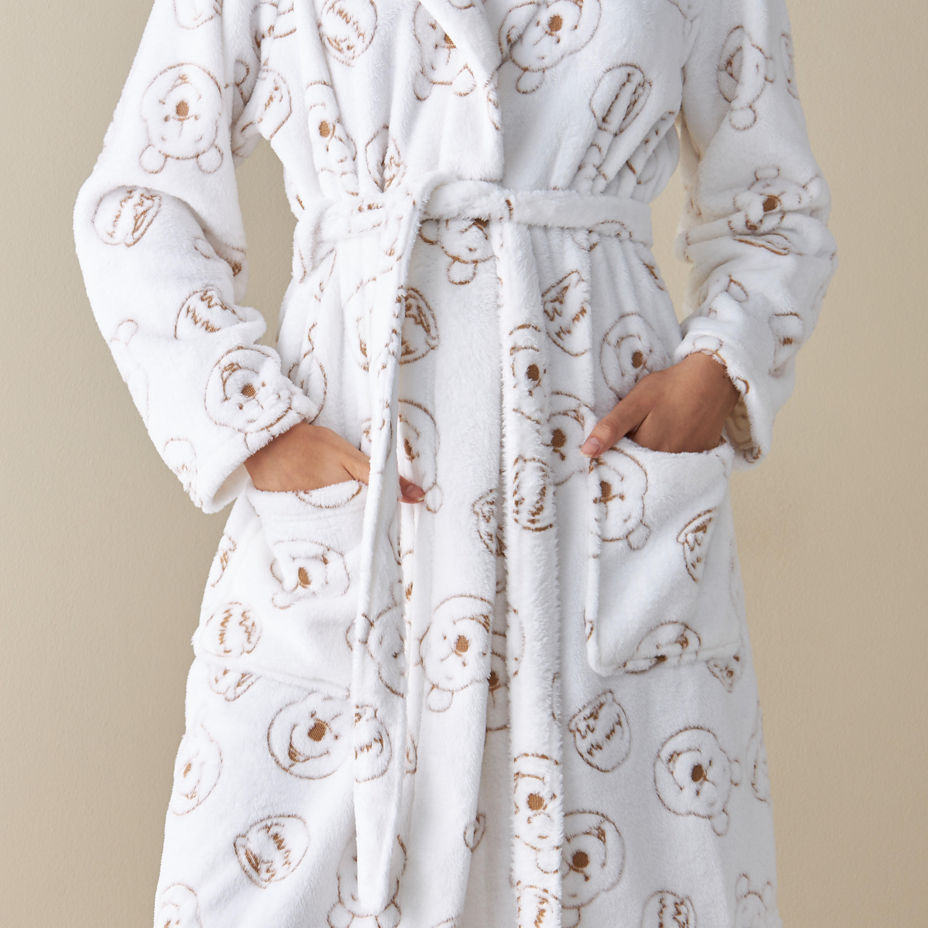 روب بتصميم ويني ذا بوه وحزام ربط وقبعة-women-clothing-nightwear-robes-image-4