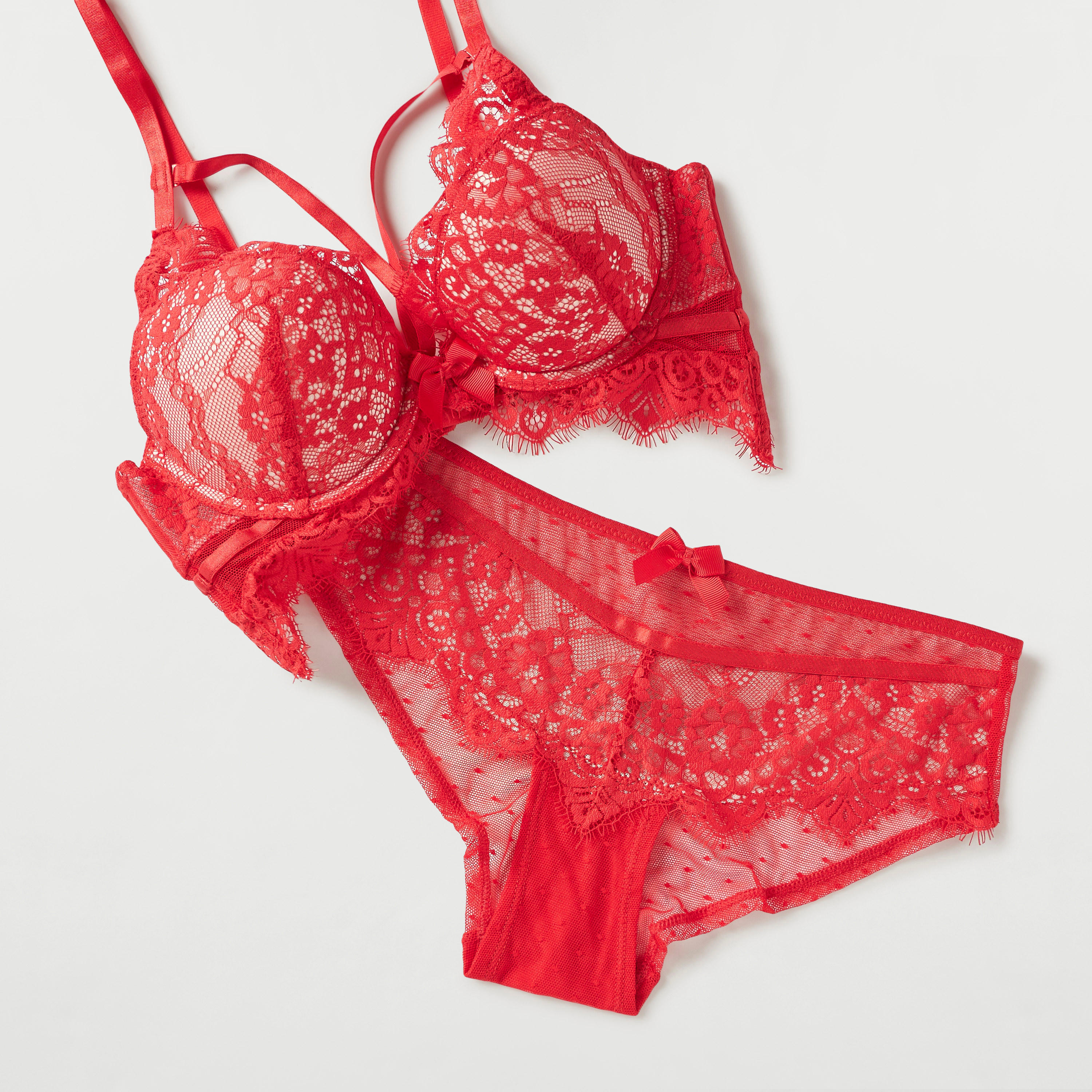 طقم سروال داخلي بكيني وصدرية بدانتيل-women-clothing-lingerie-lingeriesets-image-1