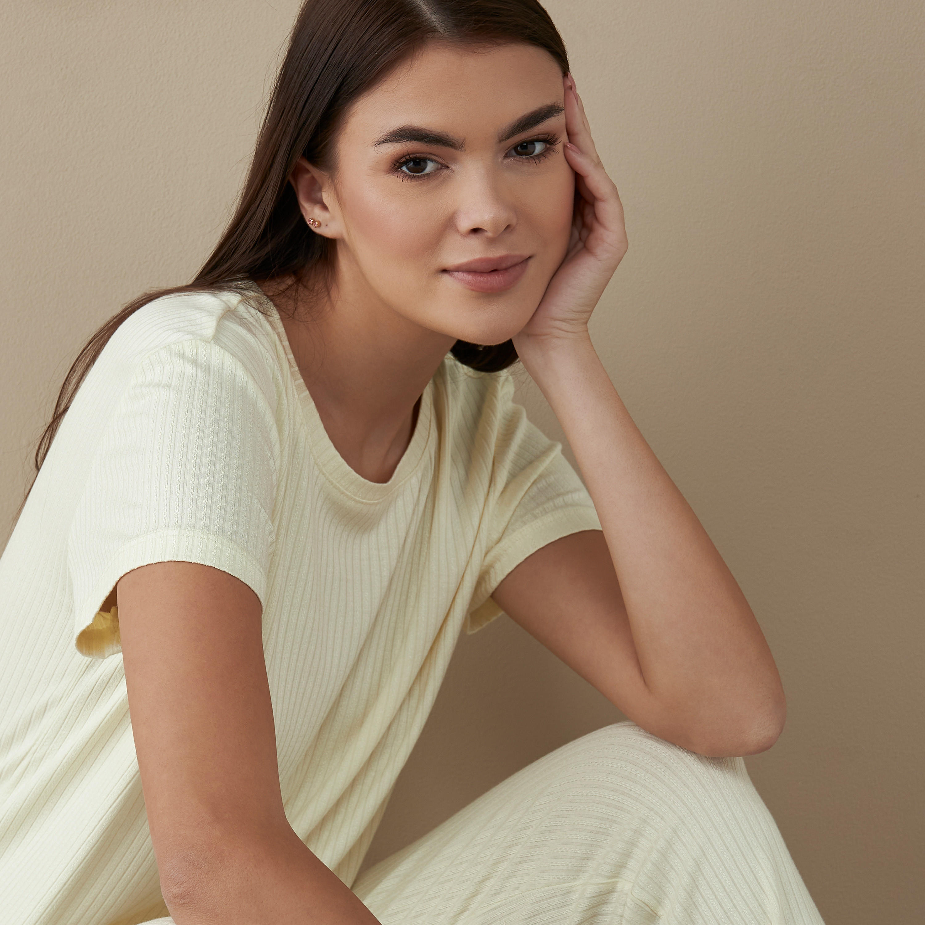 طقم بنطلون بيجاما وتيشيرت مضلع بياقة مستديرة-women-clothing-nightwear-pyjamas-longsets-image-5
