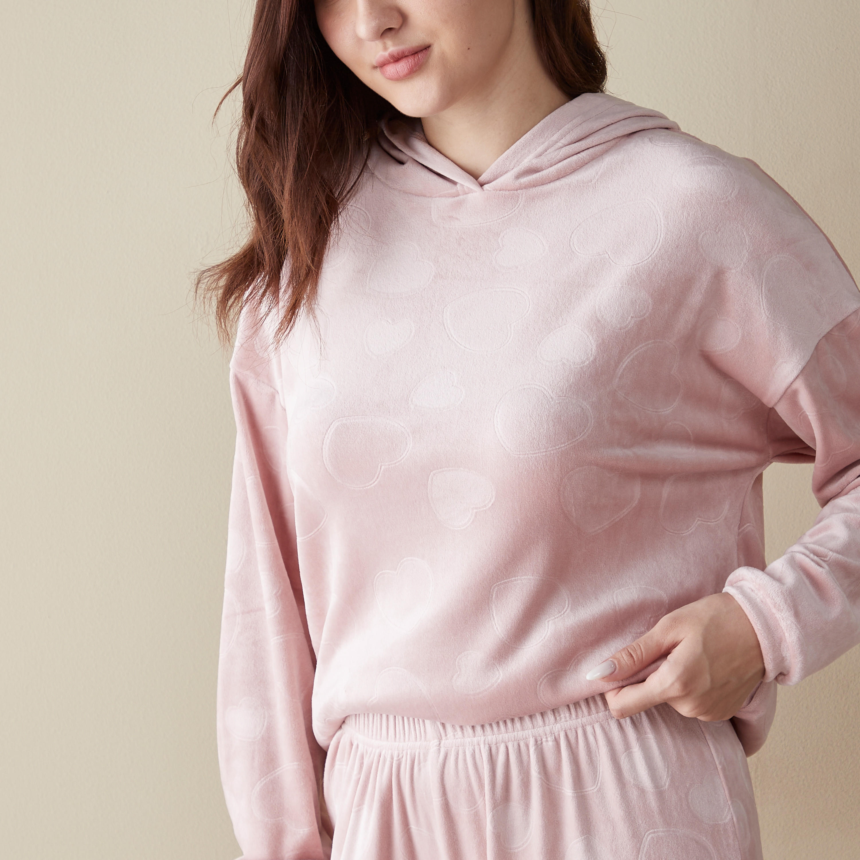 طقم بنطلون بيجاما وتيشيرت بارز الملمس بقبعة-women-clothing-nightwear-pyjamas-longsets-image-5