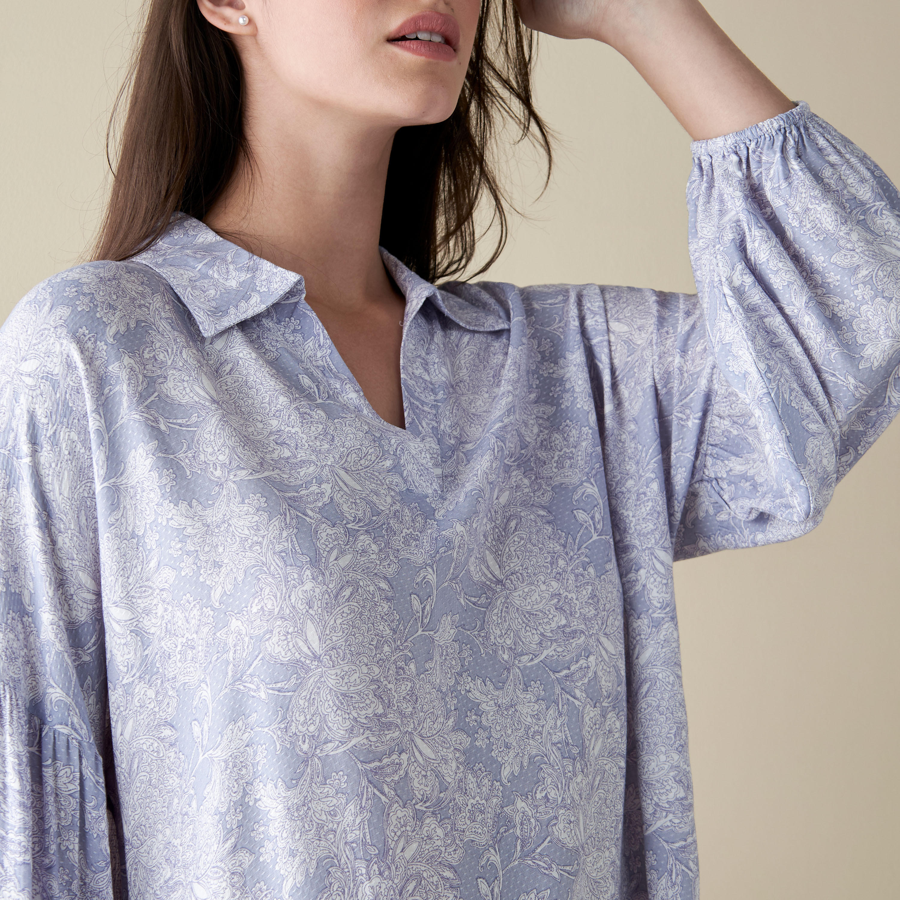 قميص نوم بياقة عادية وأكمام طويلة وطبعات بالكامل-women-clothing-nightwear-nighties-image-4