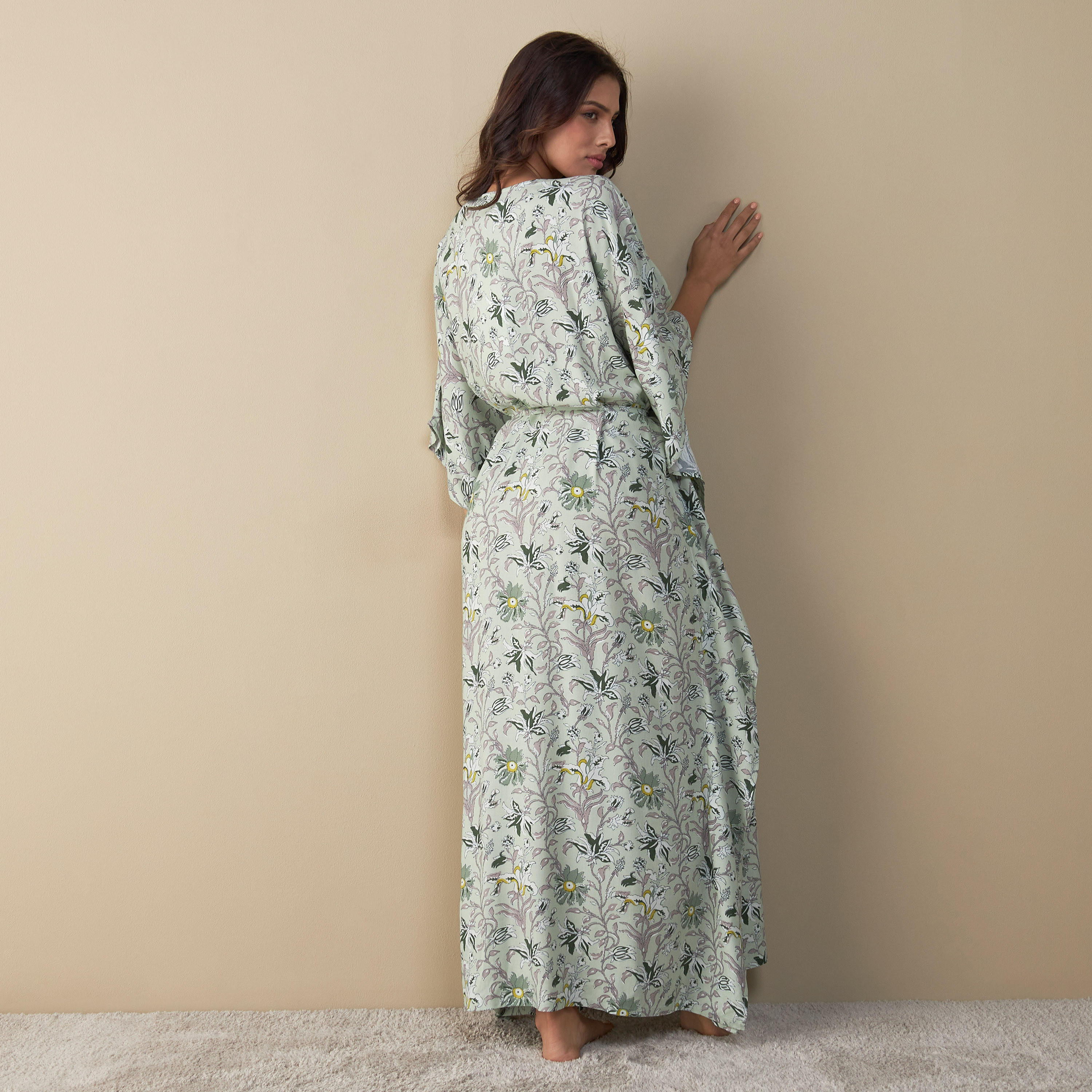 ثوب نوم قفطان بأربطة وطبعات أزهار-women-clothing-nightwear-nighties-image-2