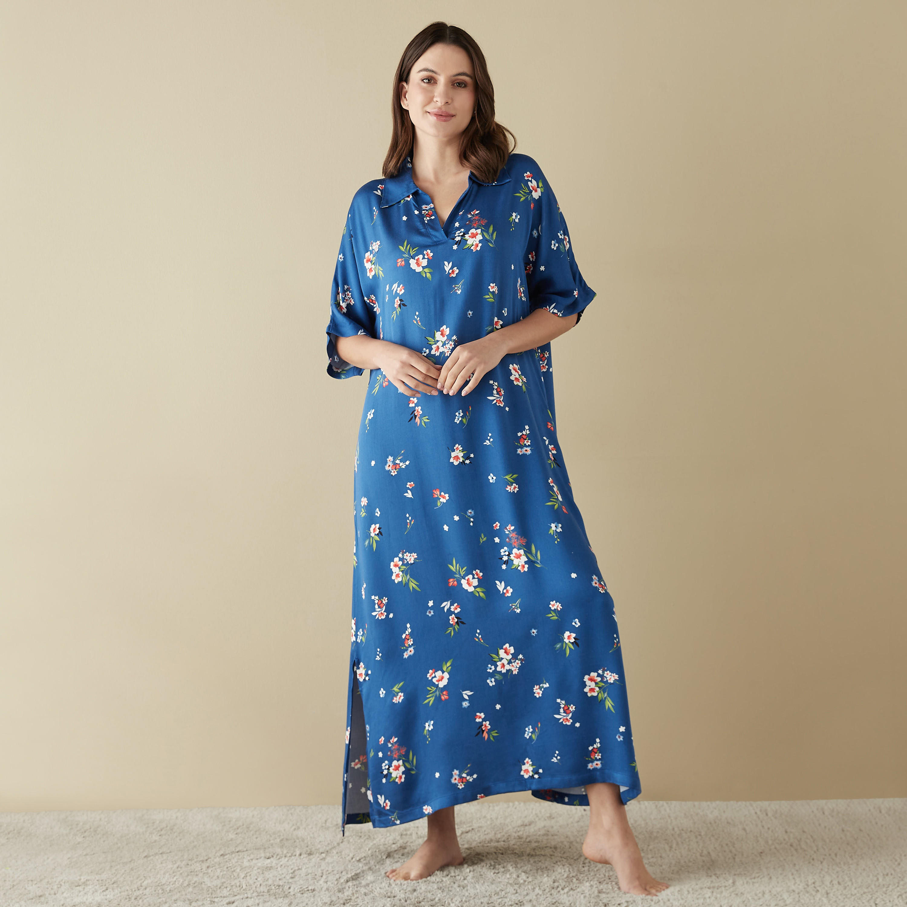 قميص نوم بطبعات أزهار وفتحة-women-clothing-nightwear-nighties-image-1