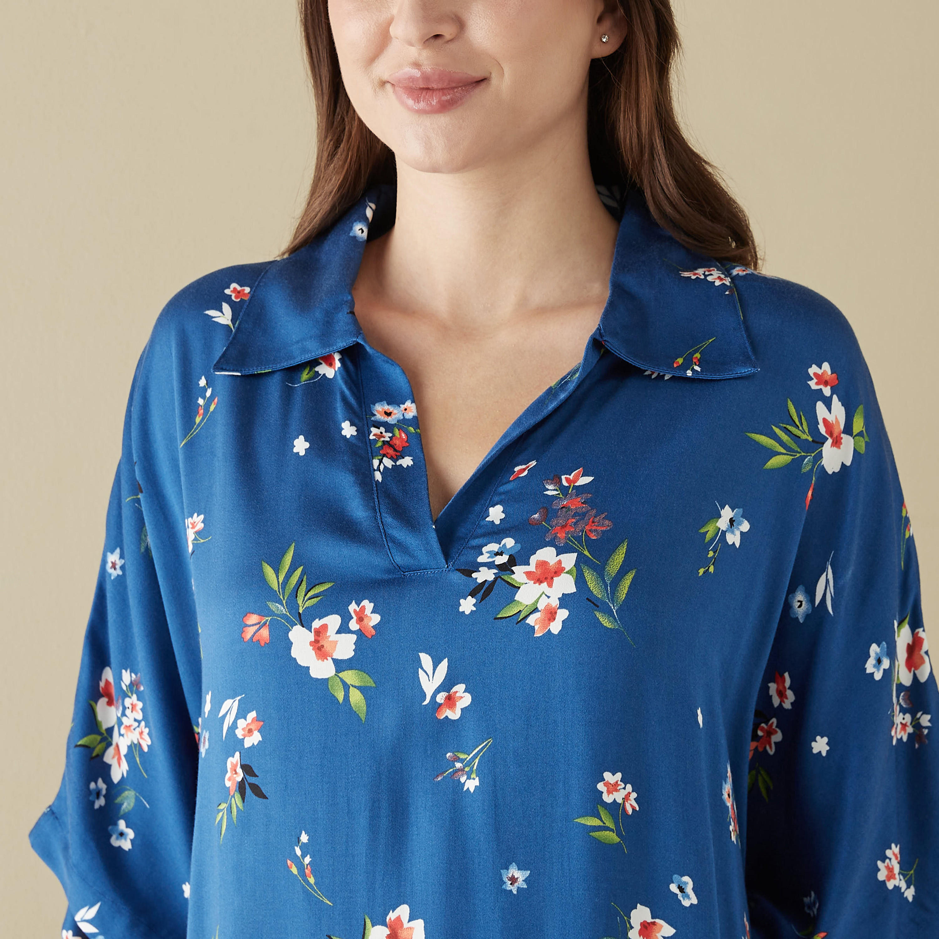قميص نوم بطبعات أزهار وفتحة-women-clothing-nightwear-nighties-image-4