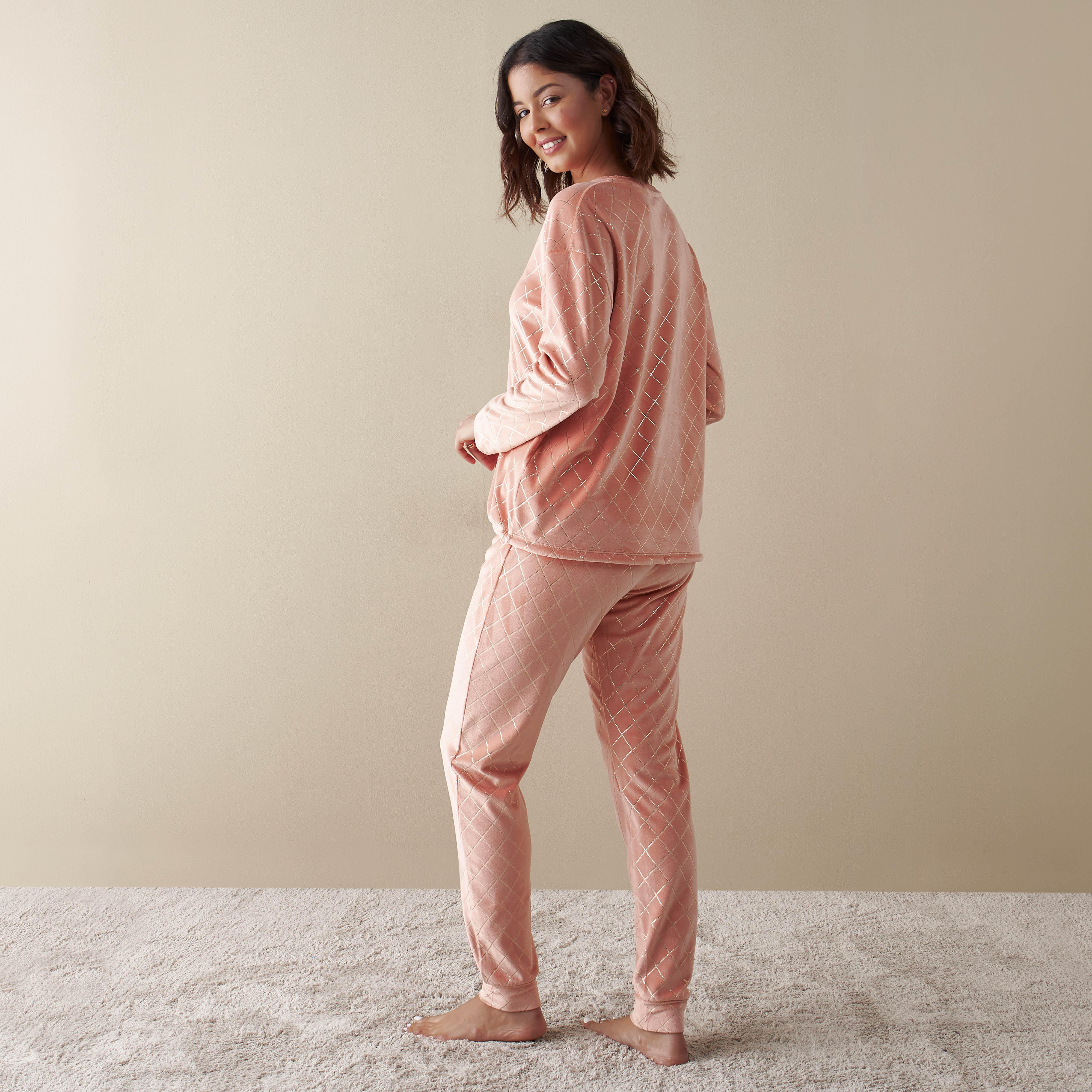 Textured Long Sleeves Top and Pyjama Set-women-clothing-nightwear-pyjamas-longsets-image-2