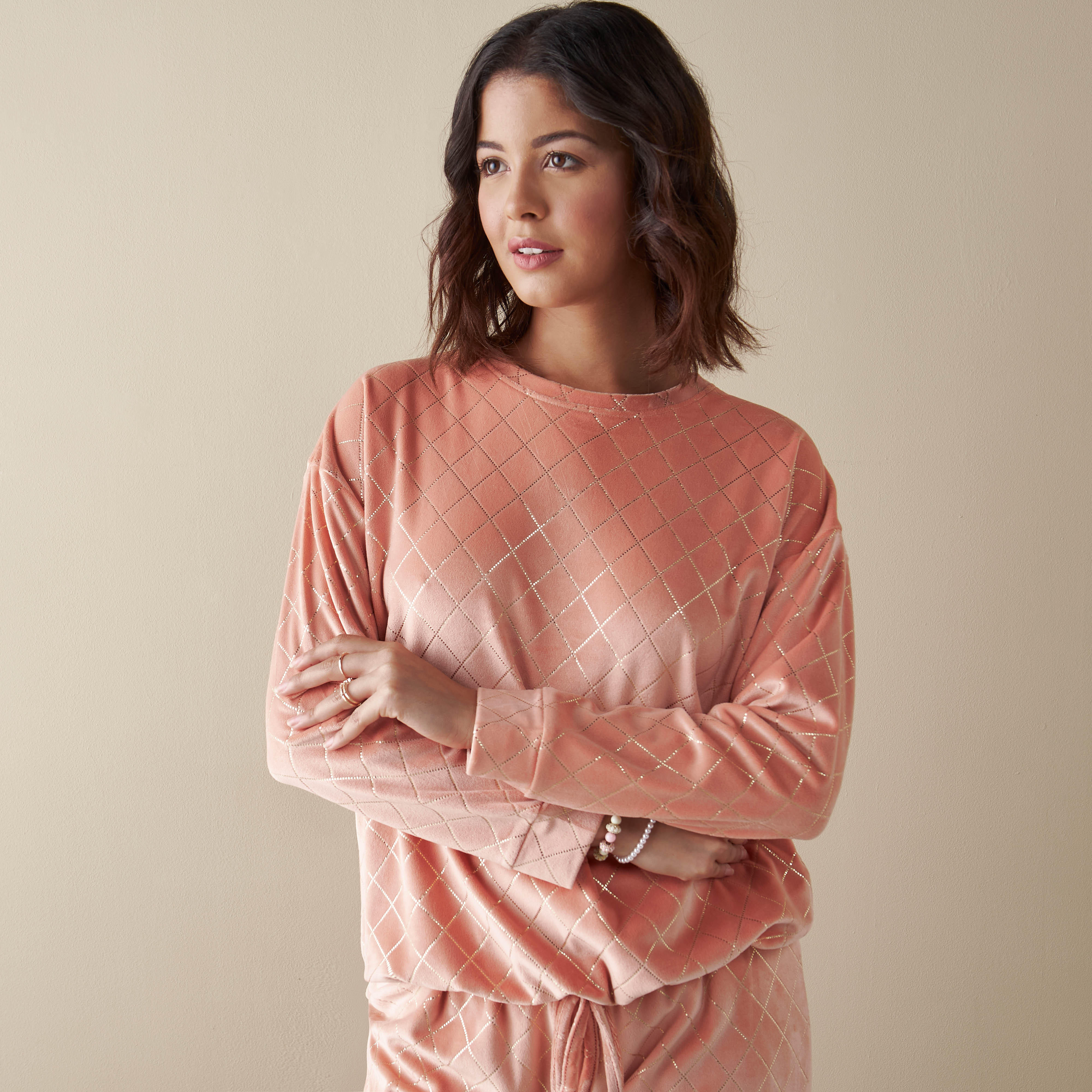 Textured Long Sleeves Top and Pyjama Set-women-clothing-nightwear-pyjamas-longsets-image-3
