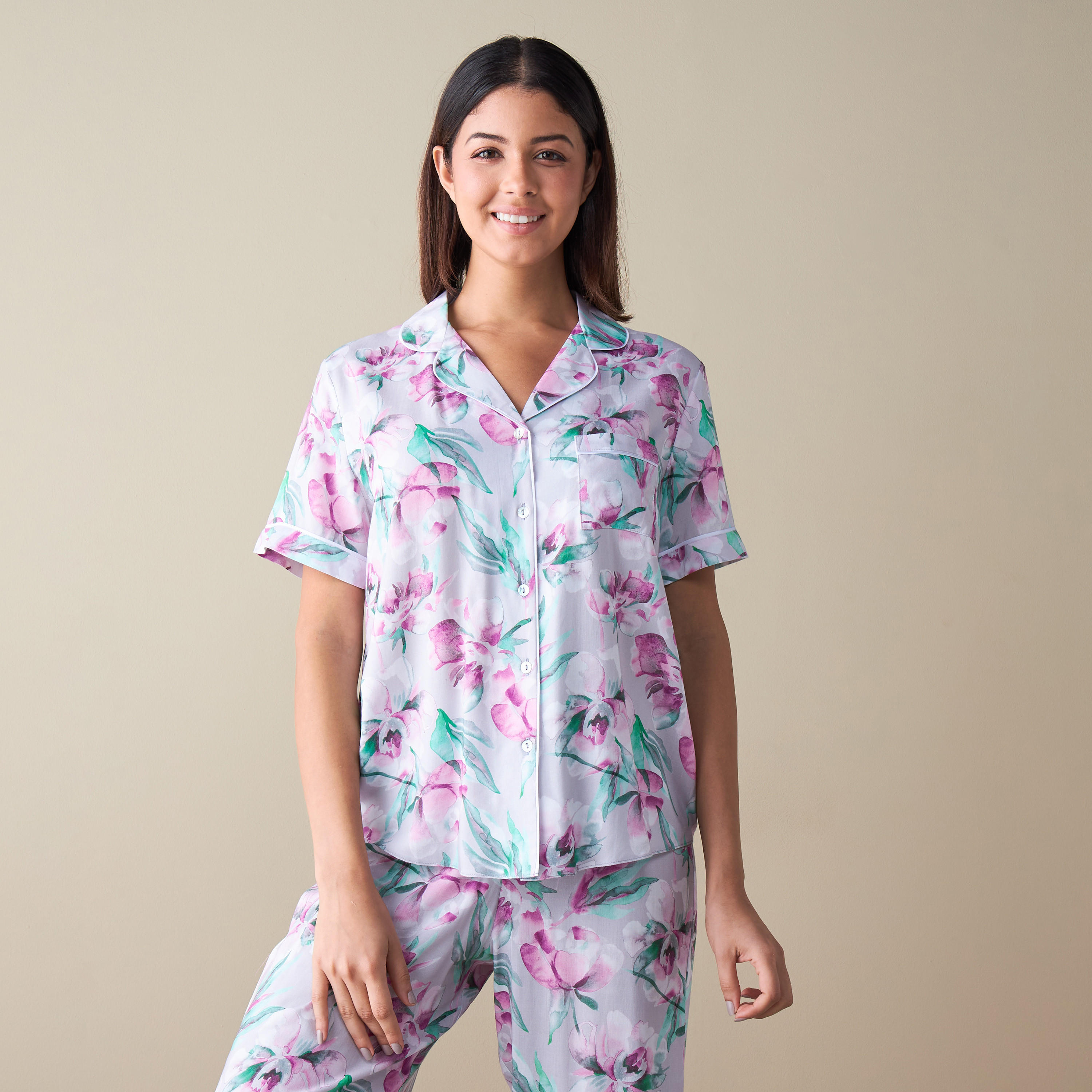 طقم بنطلون بيجاما وقميص بطبعات-women-clothing-nightwear-pyjamas-longsets-image-3