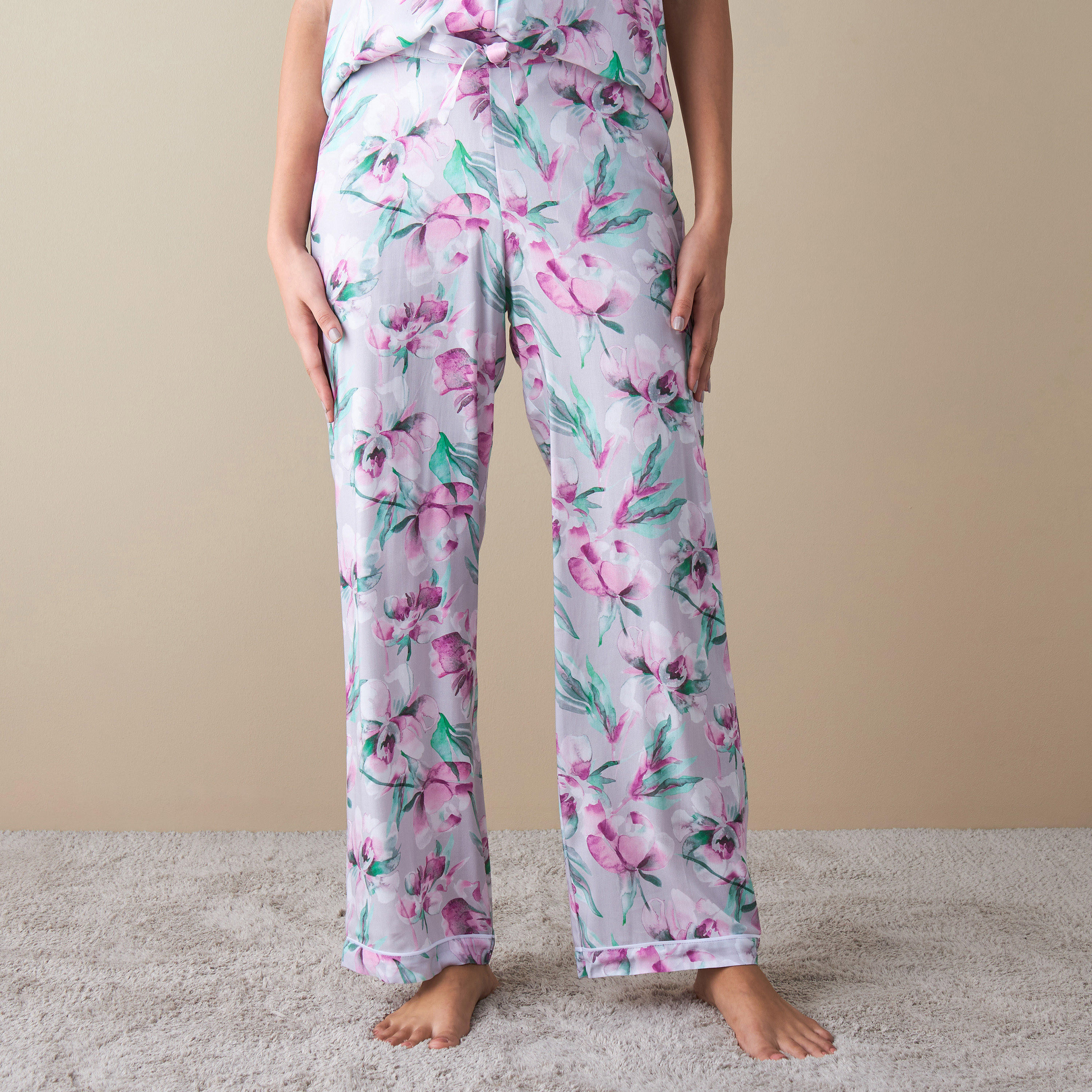 طقم بنطلون بيجاما وقميص بطبعات-women-clothing-nightwear-pyjamas-longsets-image-4