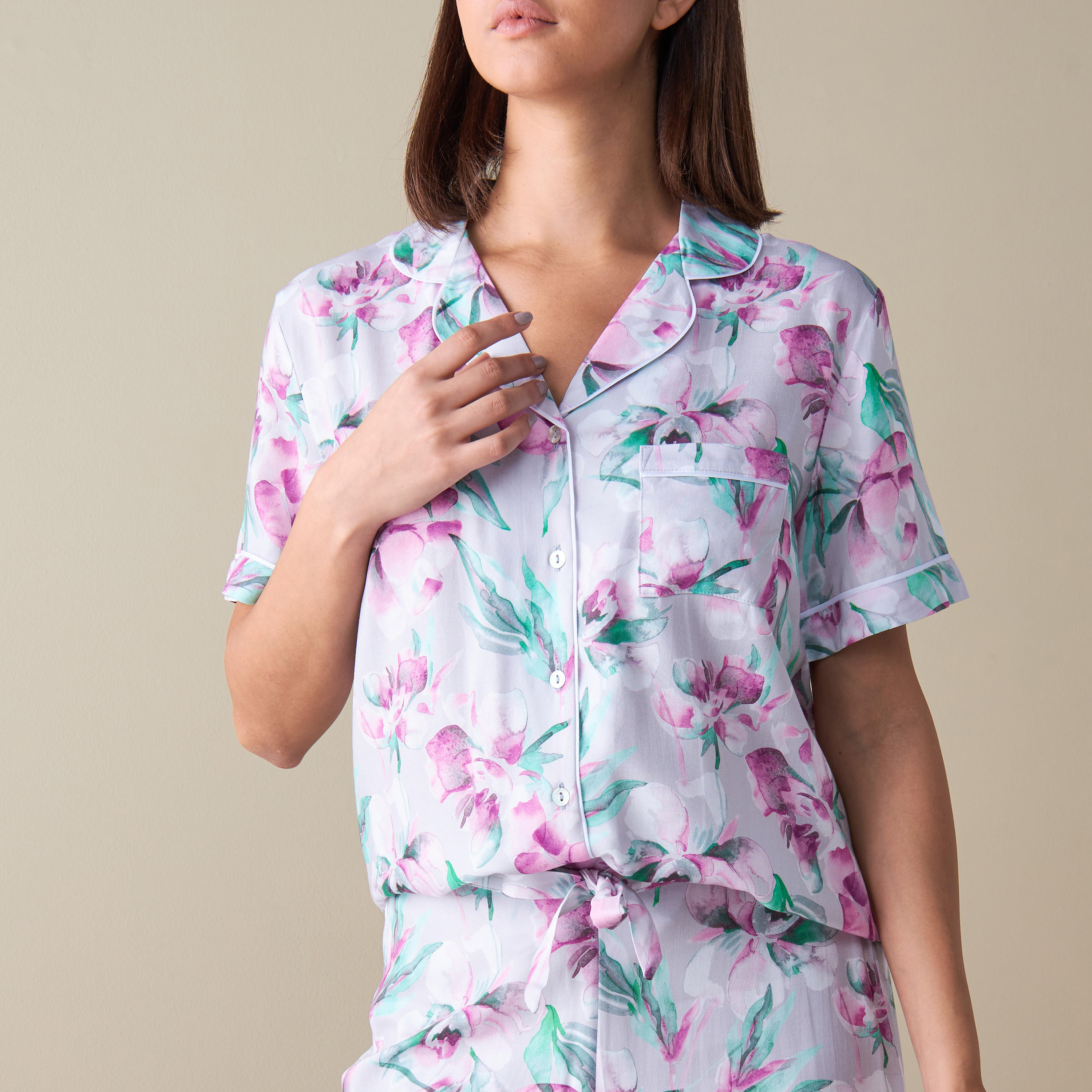 طقم بنطلون بيجاما وقميص بطبعات-women-clothing-nightwear-pyjamas-longsets-image-5