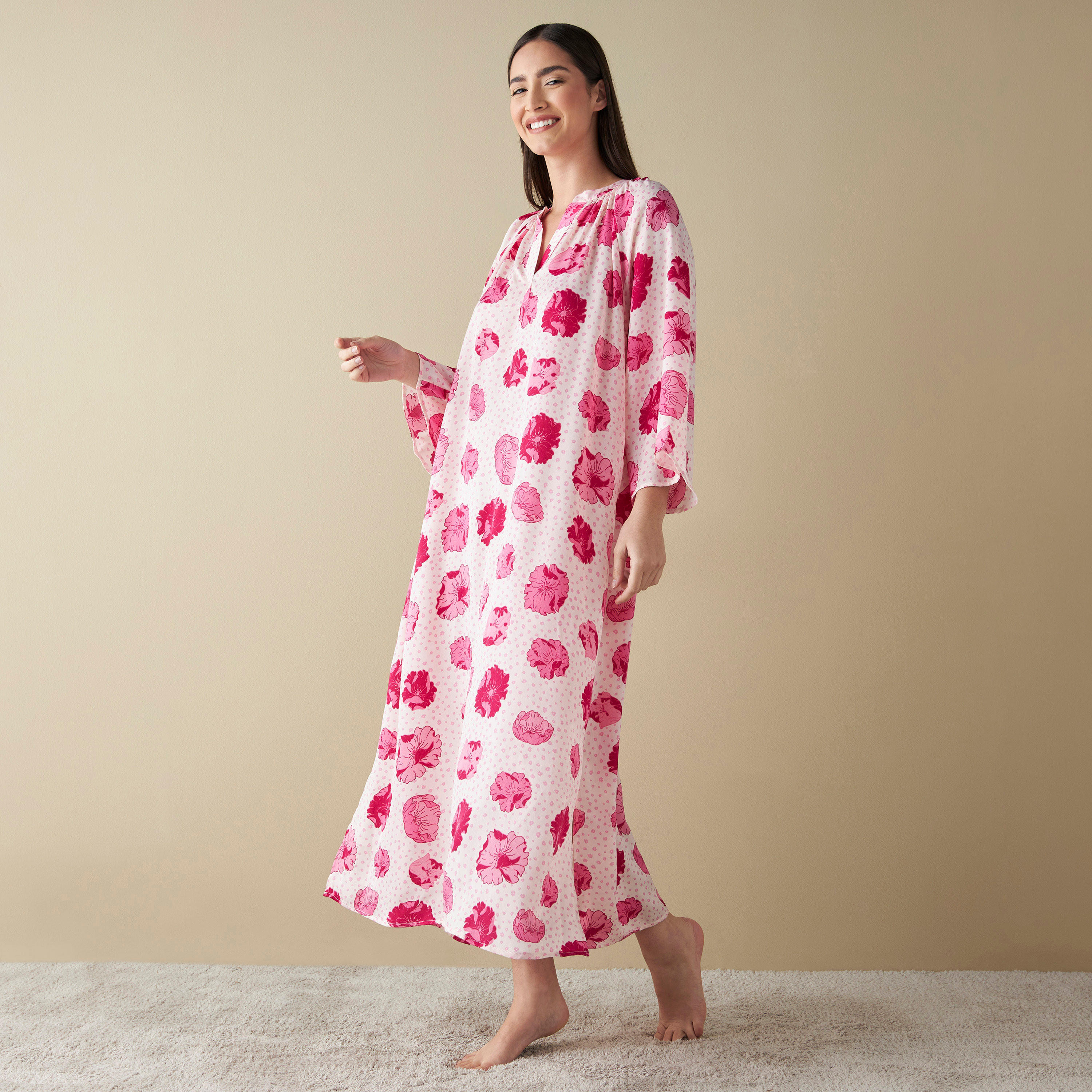 قميص نوم مزين بطبعات زهور وأكمام طويلة وفتحات-women-clothing-nightwear-nighties-image-3