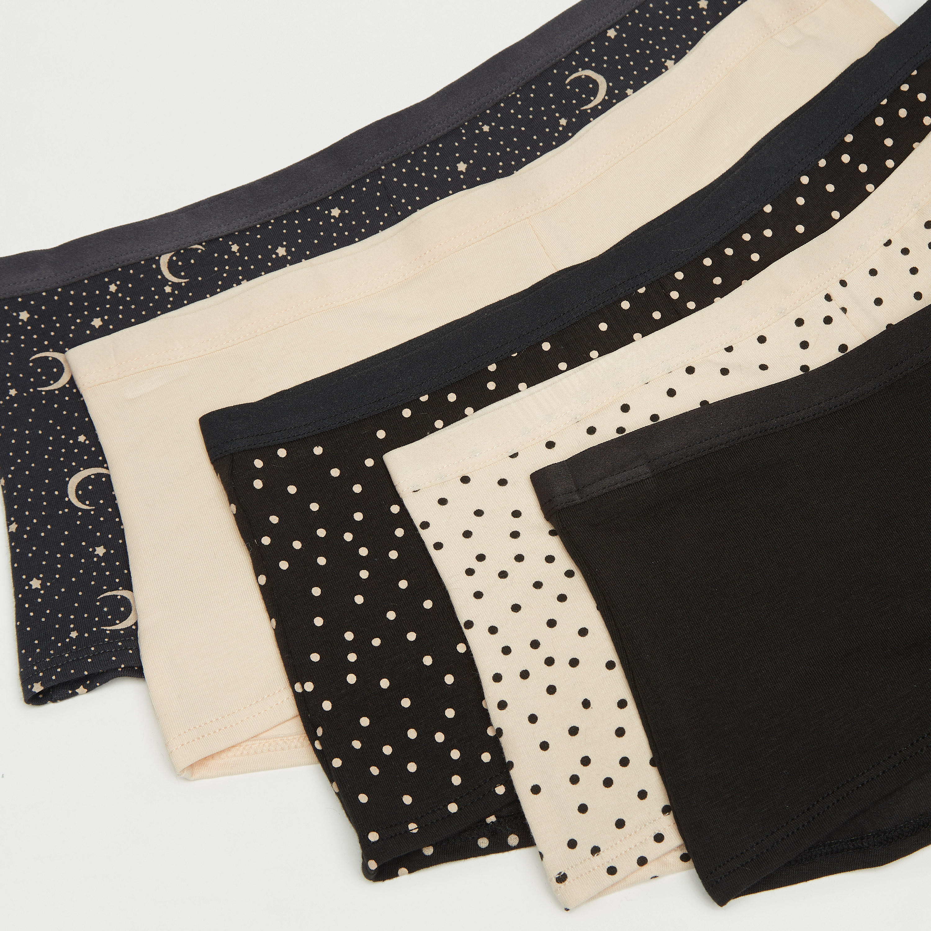 سراويل بوي شورت متنوعة - طقم من 5 قطع-women-clothing-lingerie-panties-image-9