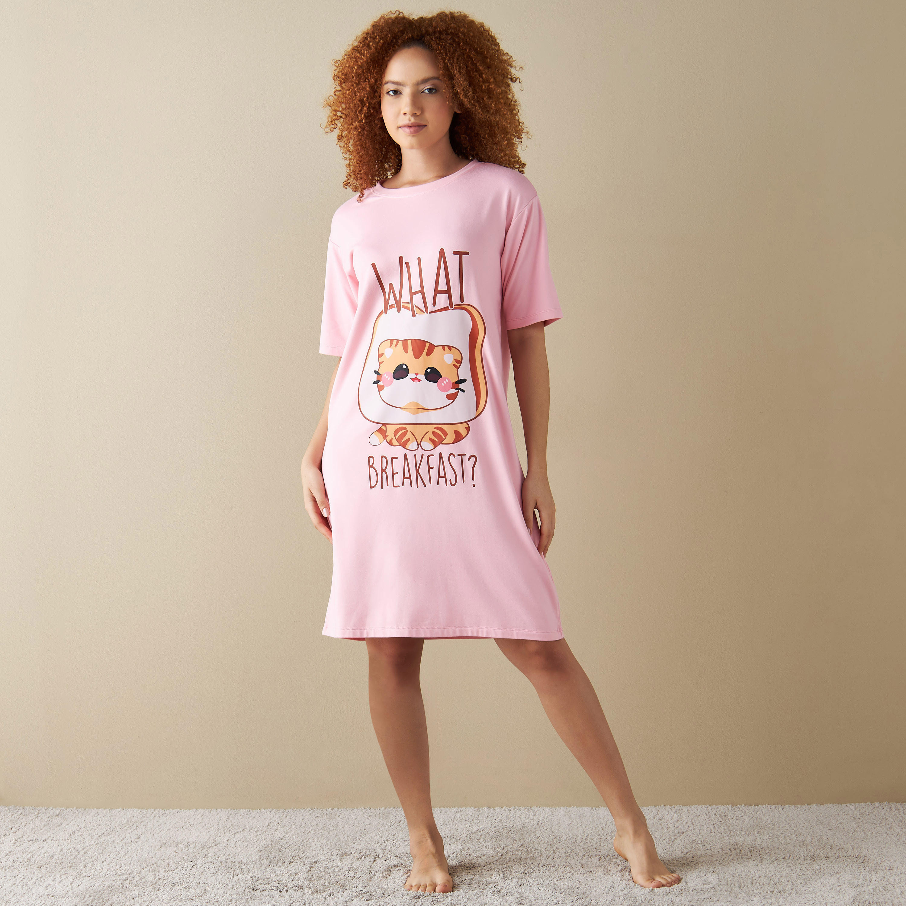قميص نوم بياقة مستديرة وأكمام قصيرة وطبعات - طقم من قطعتين-women-clothing-nightwear-nighties-image-2