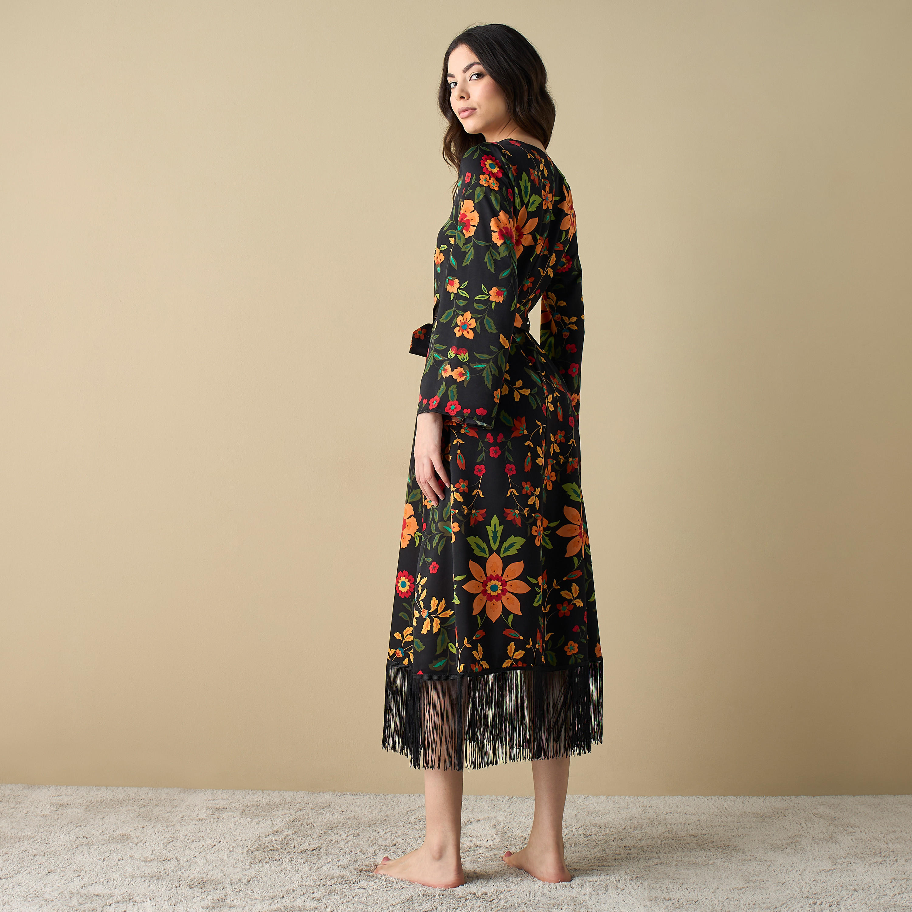 قميص نوم بطبعات وحزام رباط وشراشيب-women-clothing-nightwear-nighties-image-3